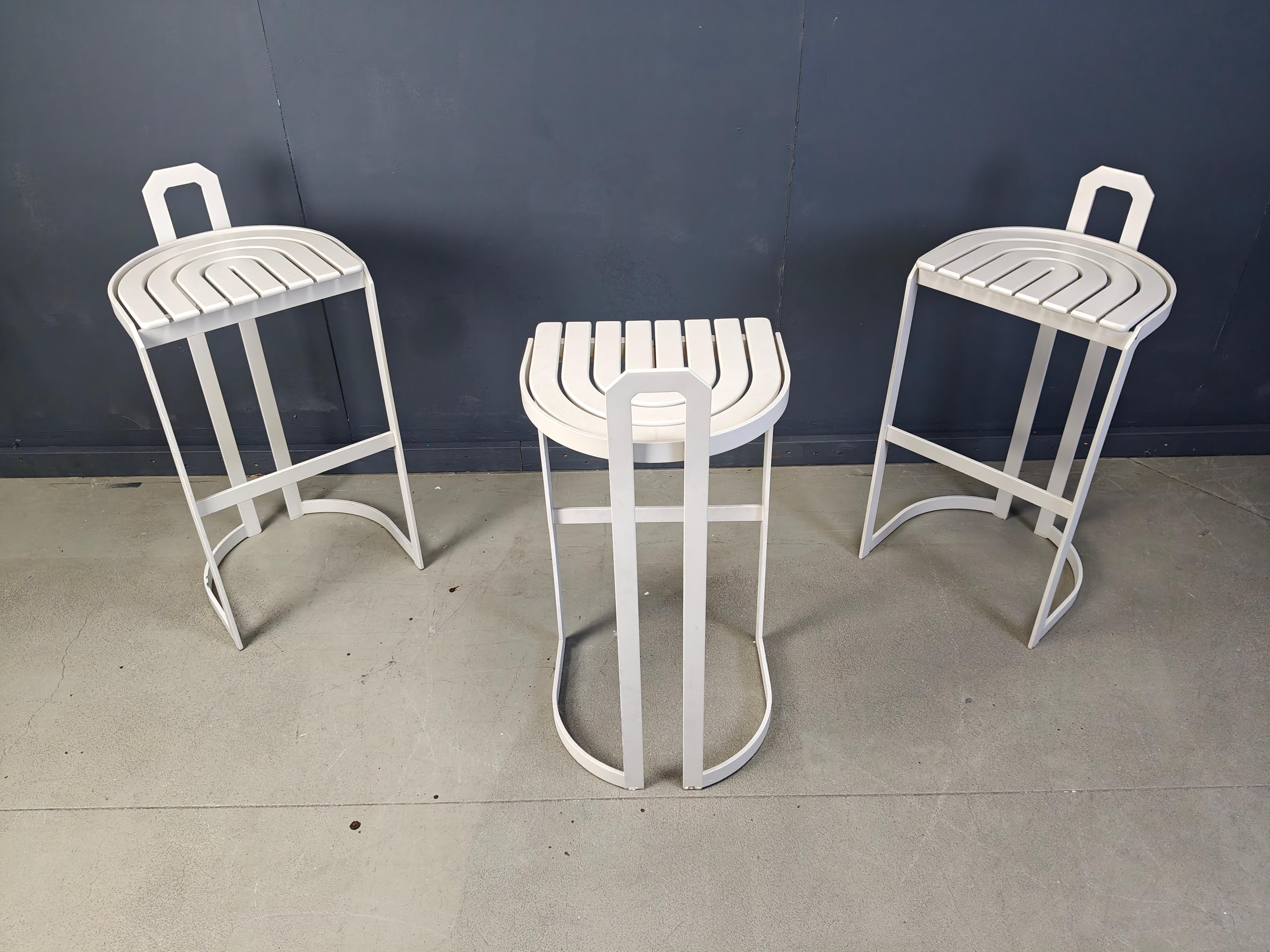 Taburetes de bar vintage de Allmilmö, Años 80, Juego de 3 Alemán en venta