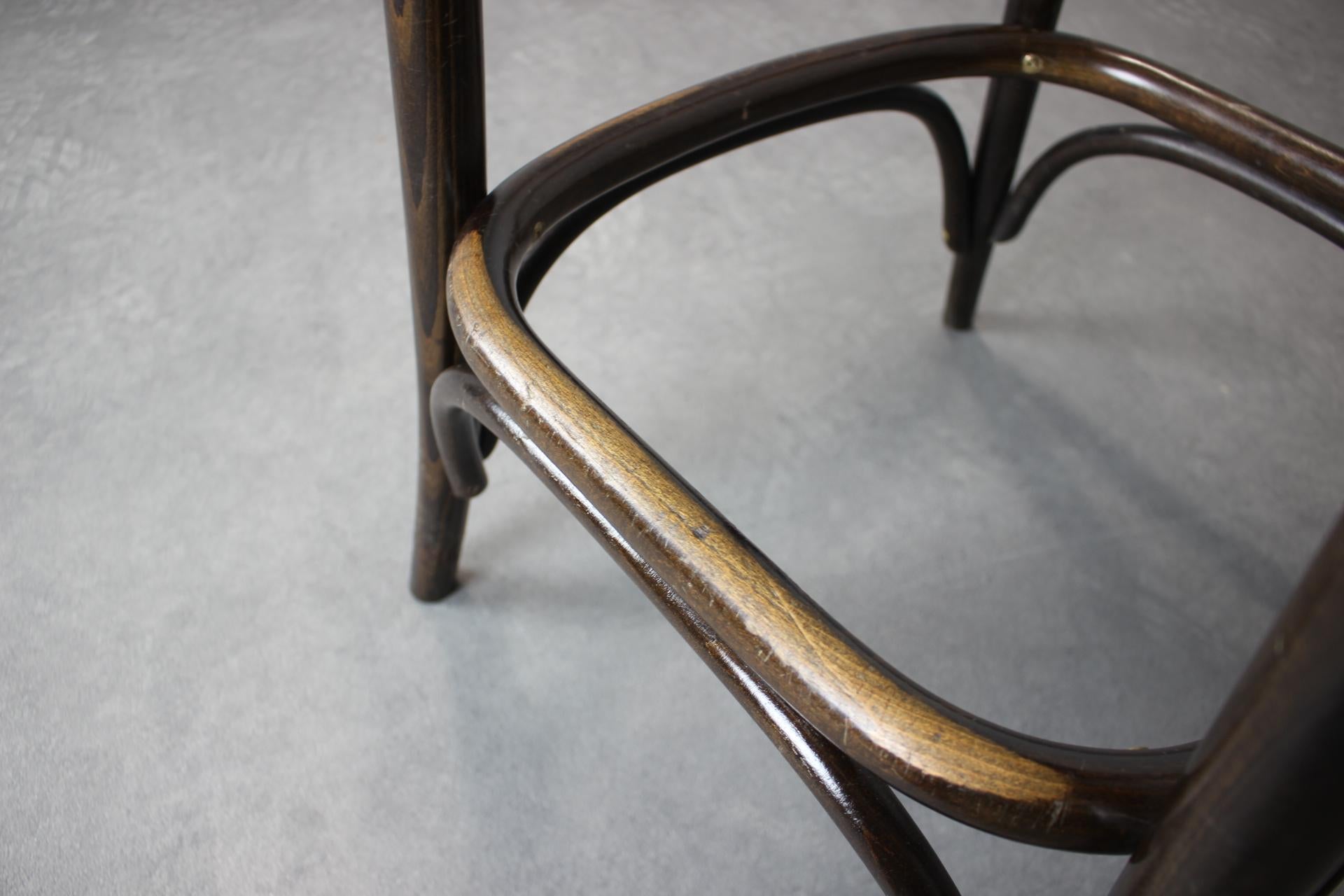 Taburete de bar vintage by TON, 1980 finales del siglo XX en venta