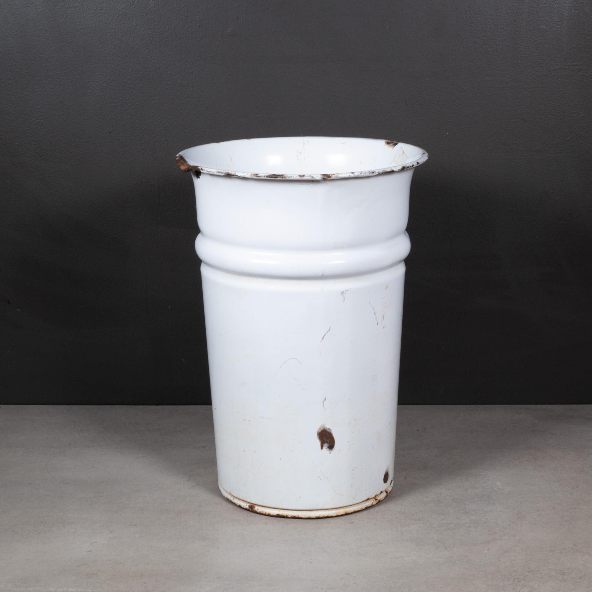 ABOUT

A large porcelain, enamel and metal barber chair bucket. Original attached to the barber chair to hold towels, equipment or waste. Original label.

    CREATOR Koken Companies, St. Louis, USA.
    DATE OF MANUFACTURE c.1940-1950. 
   