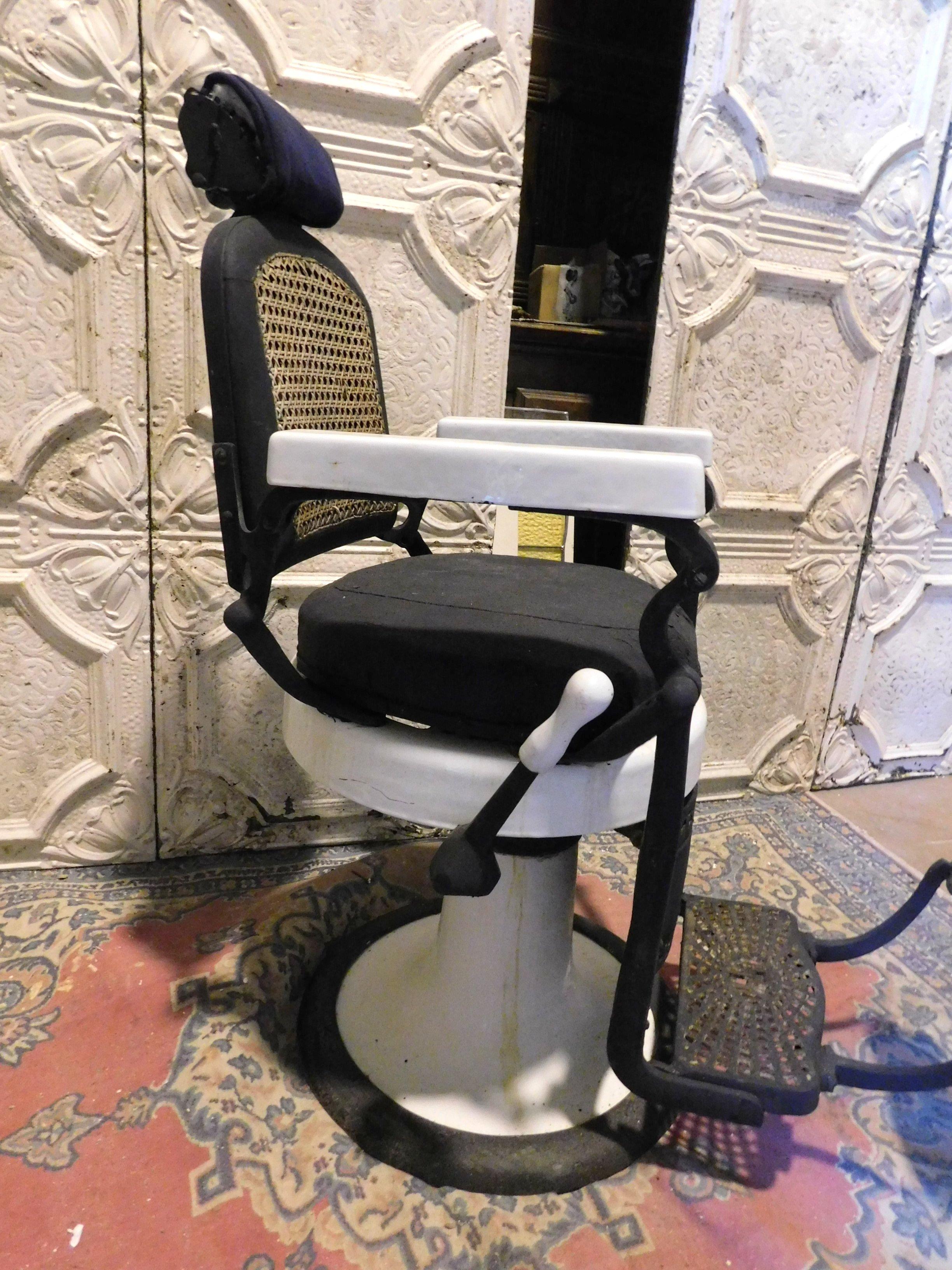 Vintage Barber Chair from the 1950s, Rotatable with Footrest, Italy 1