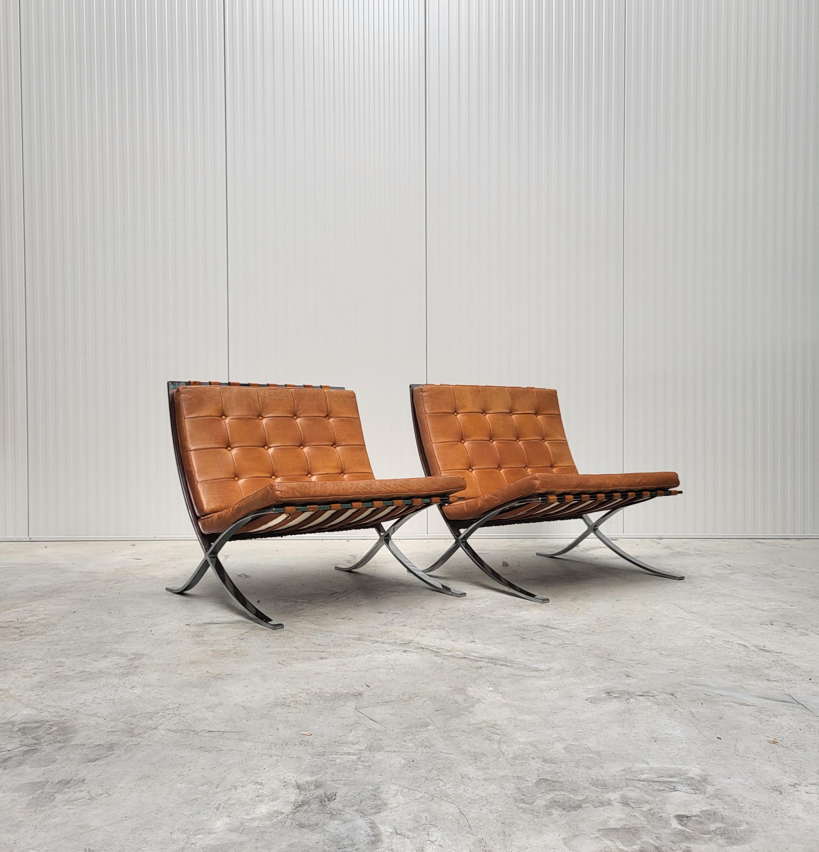 knoll barcelona chair ottoman