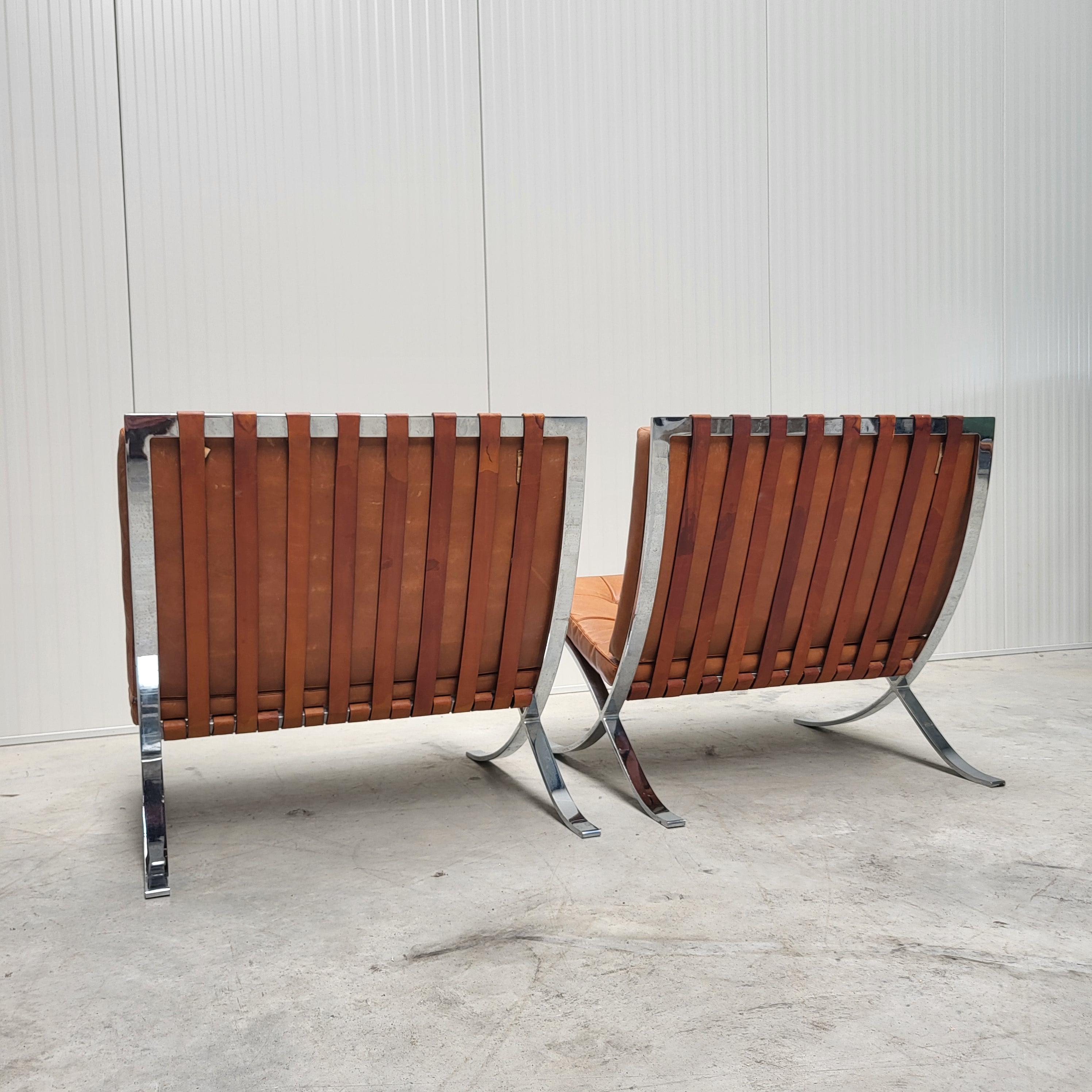 Bauhaus Vintage Barcelona Chair & Ottoman by Mies van der Rohe Knoll 1960s, Set of 3 For Sale
