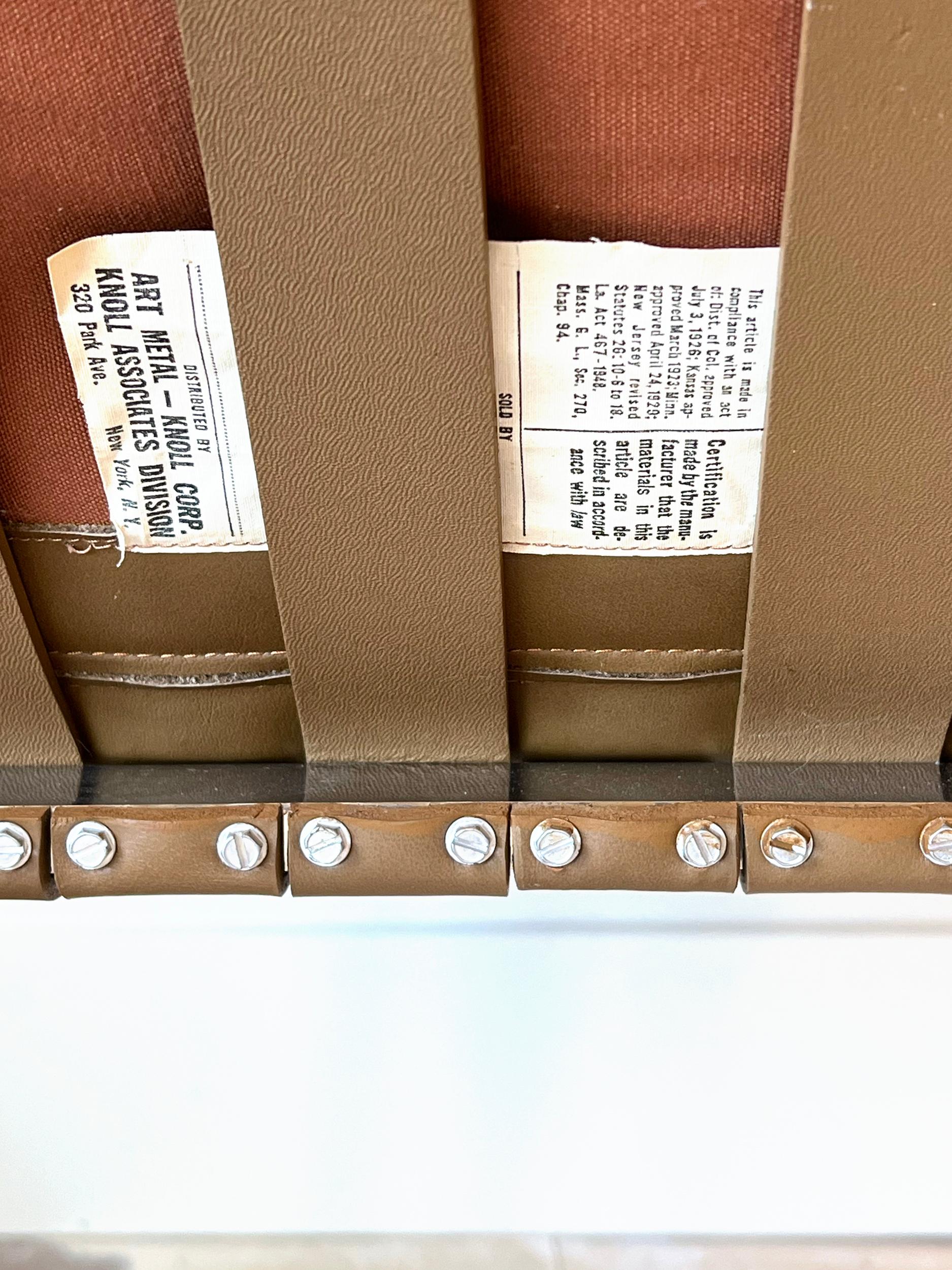 Barcelona-Stühle im Vintage-Stil von Ludwig Mies Van der Rohe für Knoll, 1960er Jahre (Stahl)