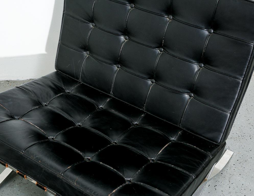 Ensemble de fauteuils de salon vintage Barcelone avec pouf par Knoll en vente 12