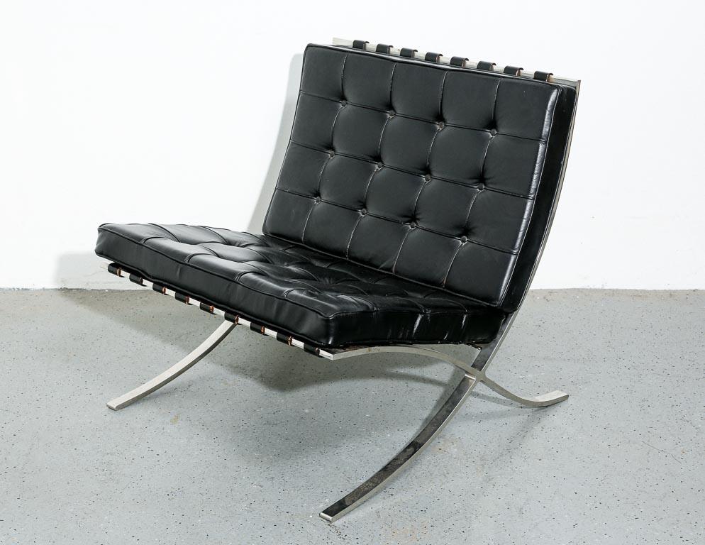 Steel Vintage Barcelona Lounge Chairs Set with Ottoman By Knoll For Sale