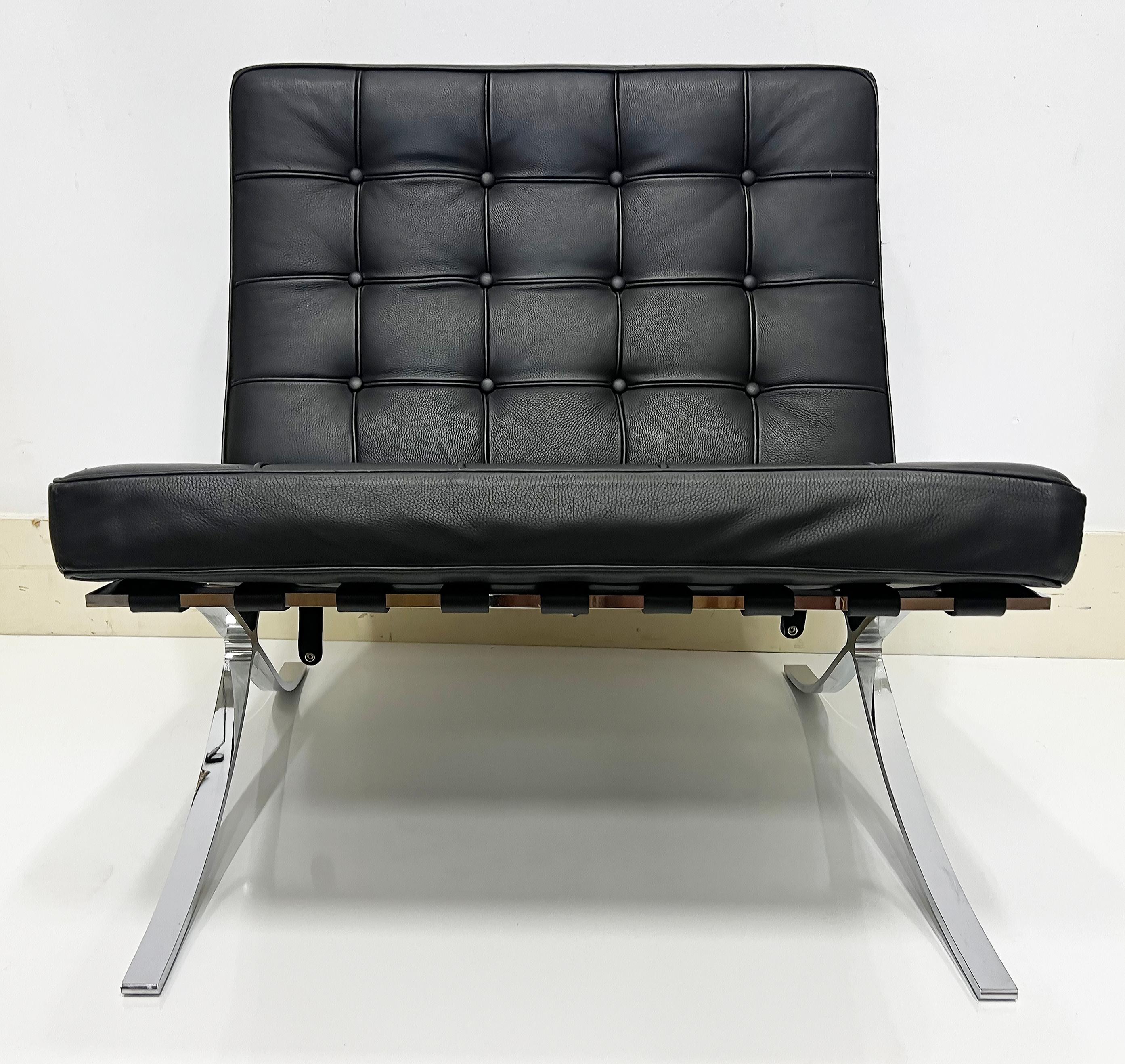 Vintage Barcelona Style Chair after Mies Van der Rohe, Late 20th Century 

Offered for sale is vintage Barcelona style chair originally designed in 1929 by Mies Van der Rohe. This is a late 20th-century version. The chair is quite substantial and
