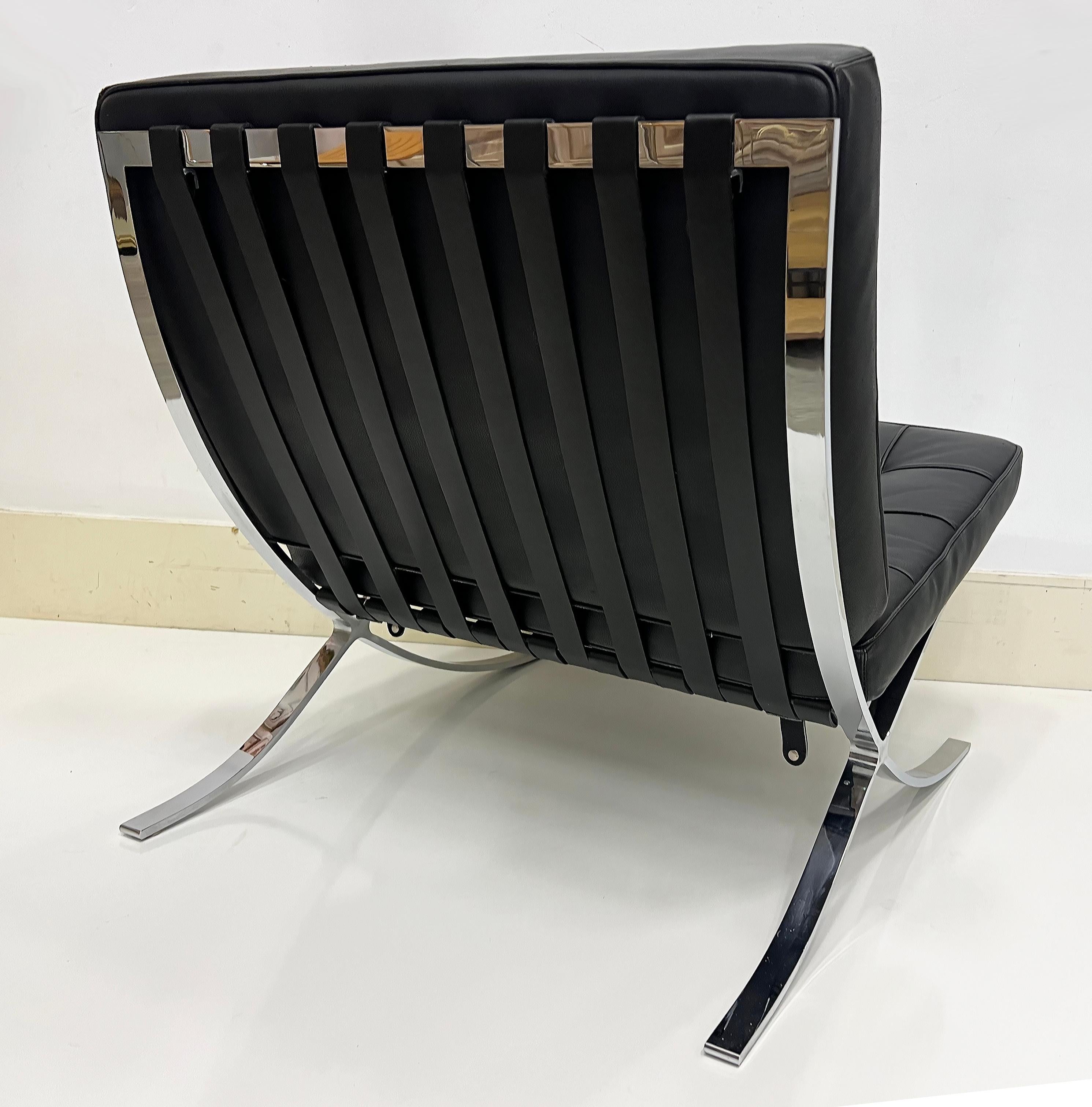 Vintage Barcelona Style Chair after Mies Van der Rohe, Late 20th Century For Sale 1