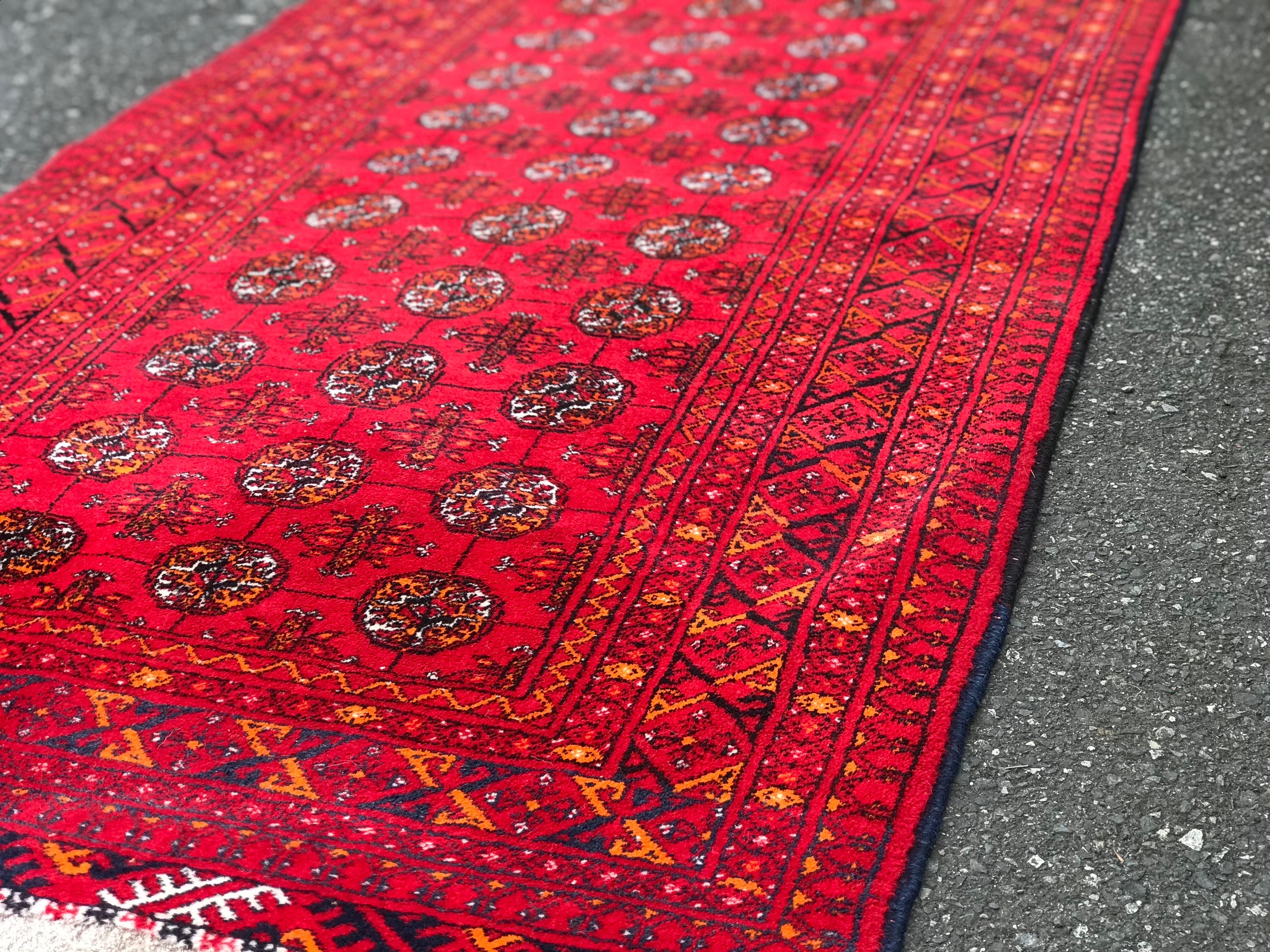 Vintage Barkkara teppich Läufer handgeknüpft 

Abmessungen.  40 W ; 80 L