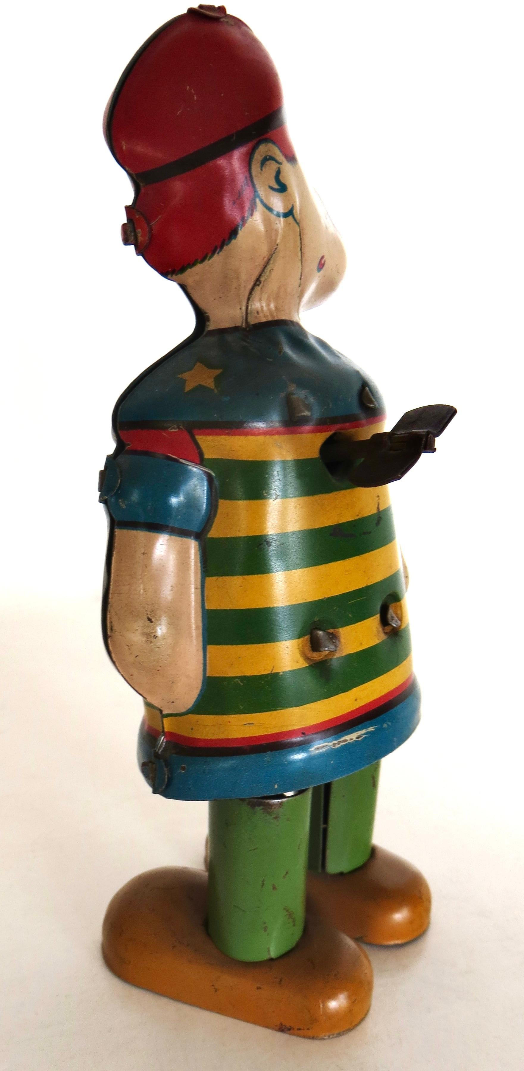 Vintage „Barnacle Bill“ Zinn Windup-Spielzeug von The Chein Company, N.Y.C.  Ungefähr 1930er Jahre (Gepresst) im Angebot