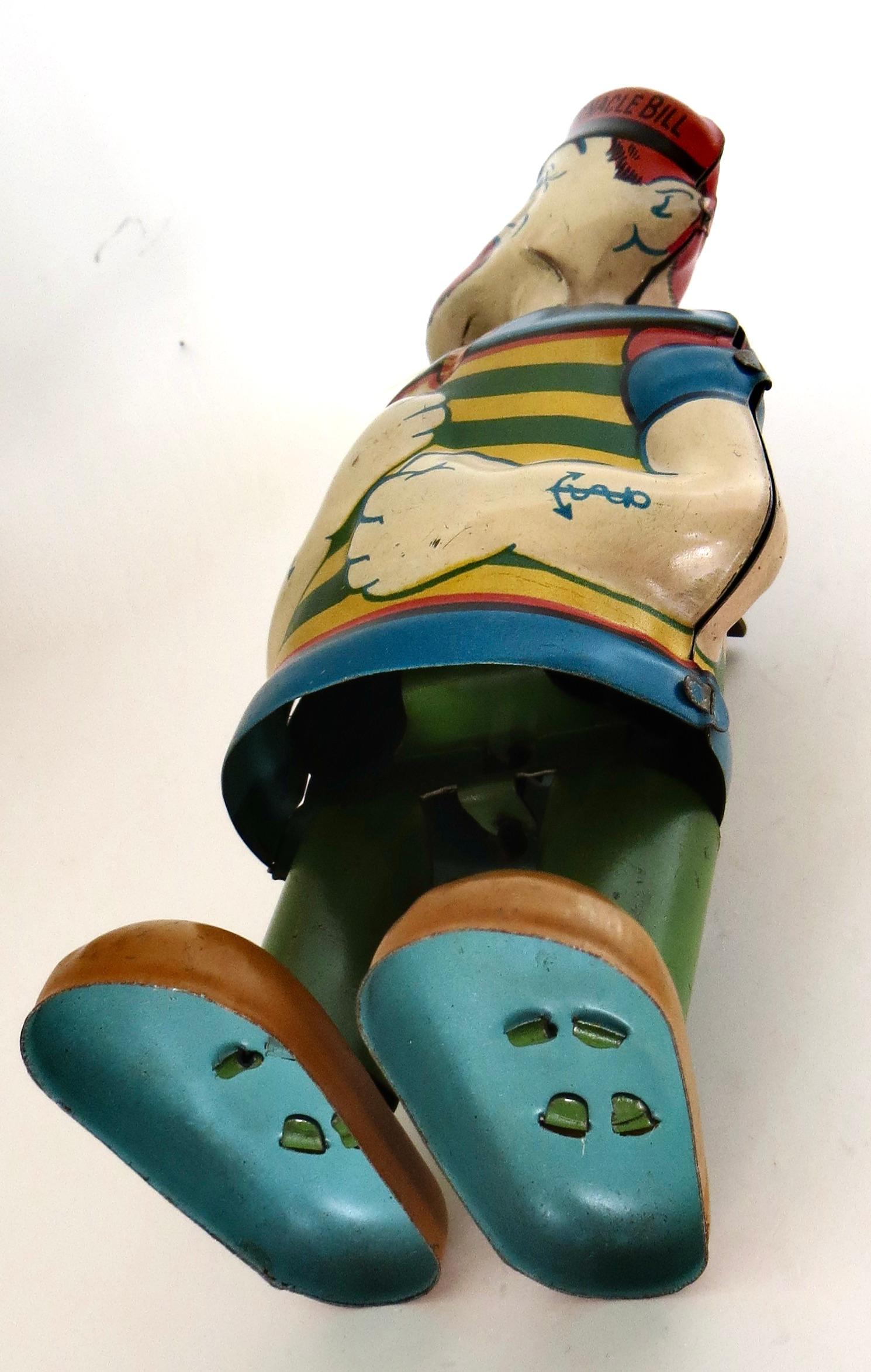 Vintage „Barnacle Bill“ Zinn Windup-Spielzeug von The Chein Company, N.Y.C.  Ungefähr 1930er Jahre (Mitte des 20. Jahrhunderts) im Angebot