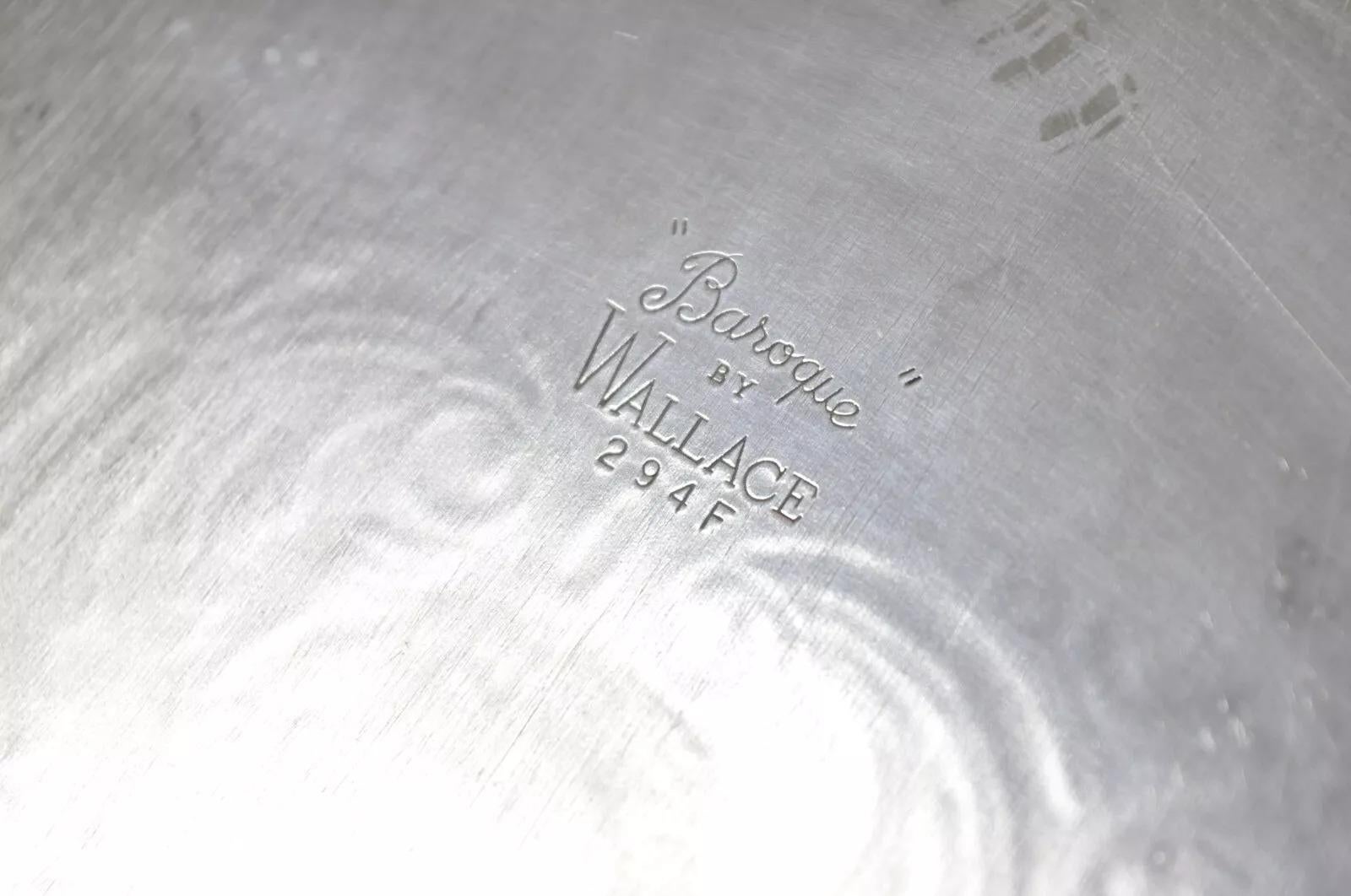 Vintage Baroque by Wallace 294F Oval Silver Plated Serving Platter Tray For Sale 4