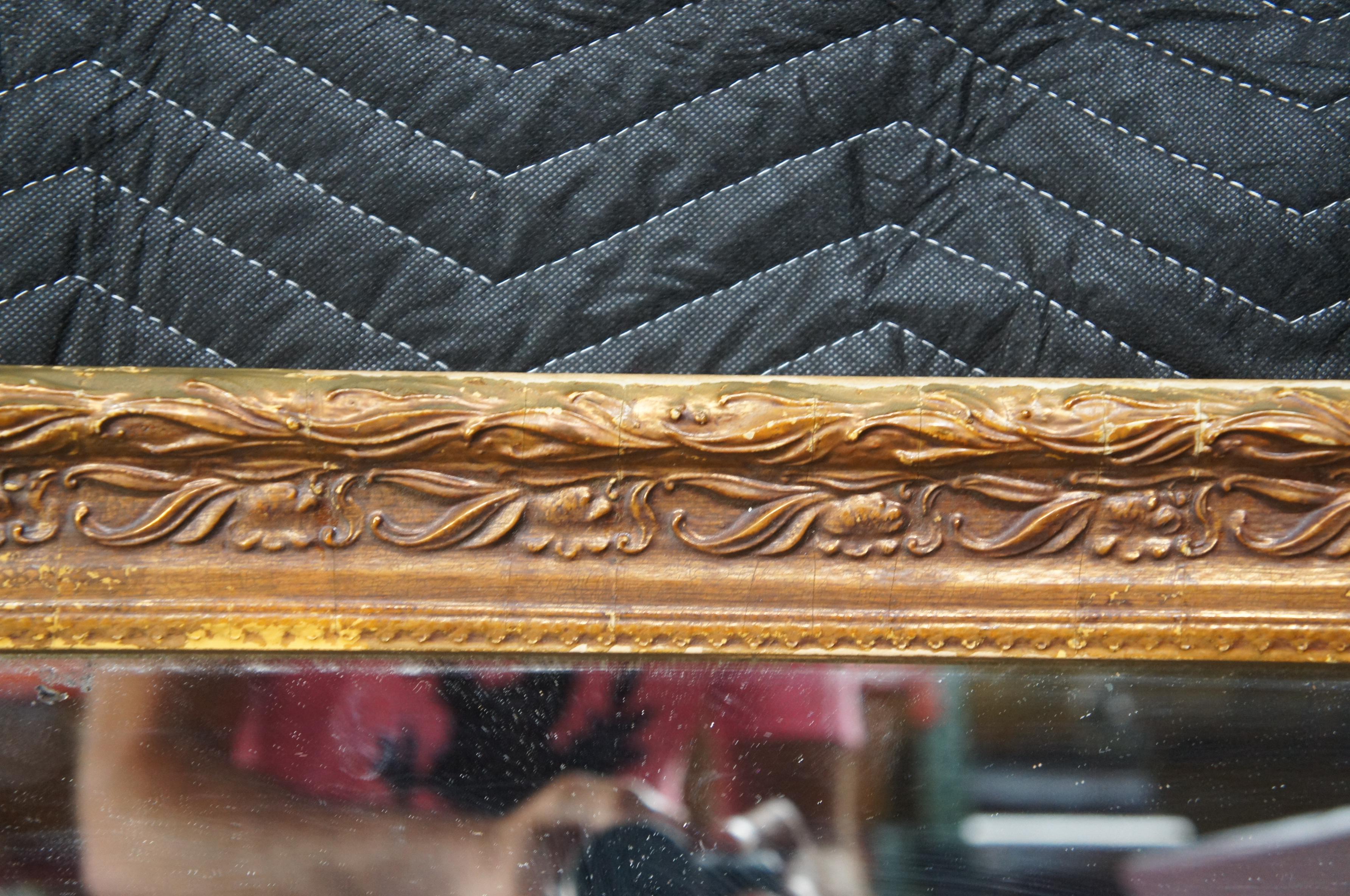 Miroir de coiffeuse mural rectangulaire à fleurs dorées vintage de style néo-baroque, 39 po. en vente 4