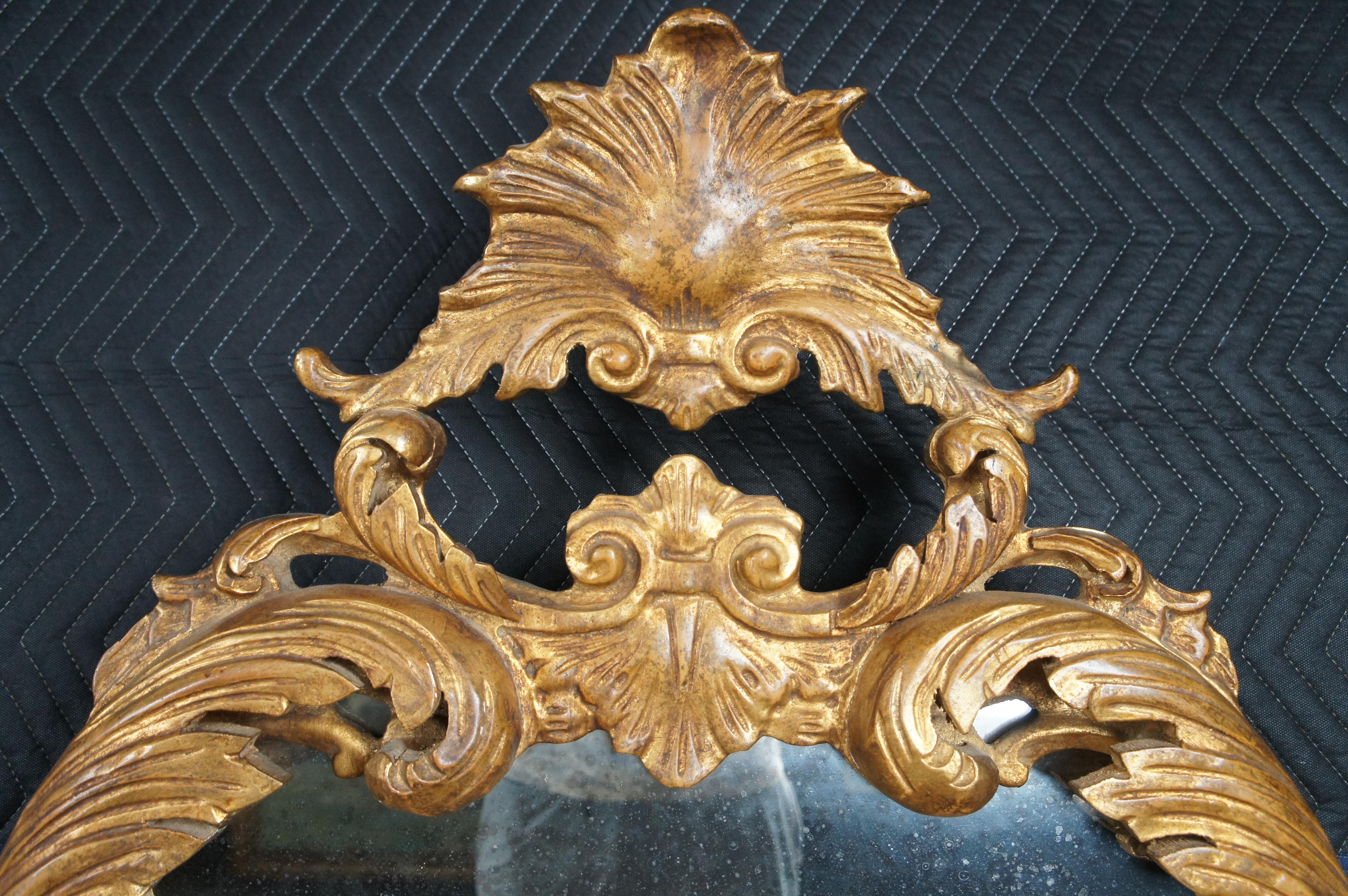 Vieille vanité murale dorée de style rococo baroque avec miroir de cheminée vieilli de 48 pouces Bon état - En vente à Dayton, OH