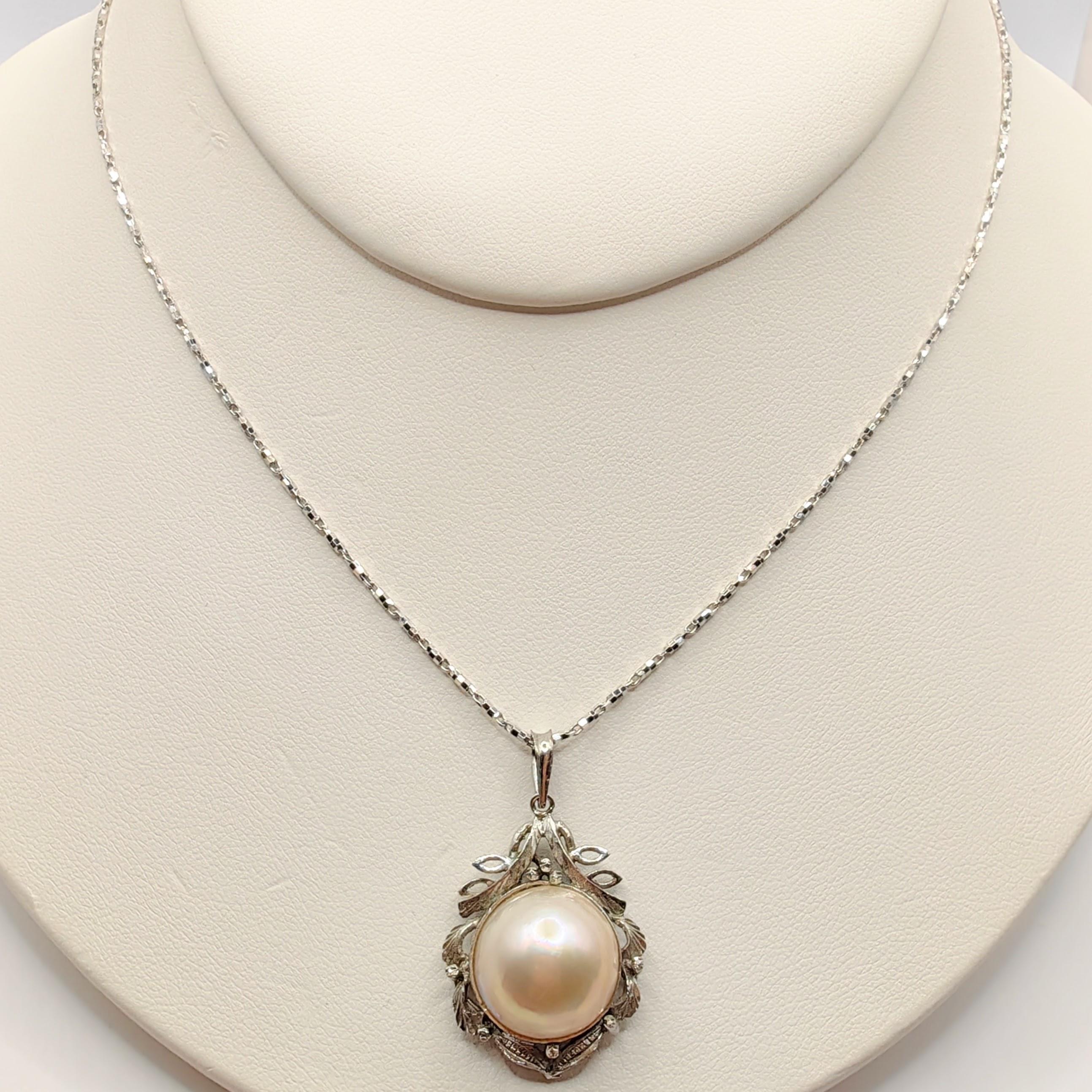 Vintage Baroque Style 14mm Mabé Pearl Necklace Pendant in Sterling Silver For Sale 2