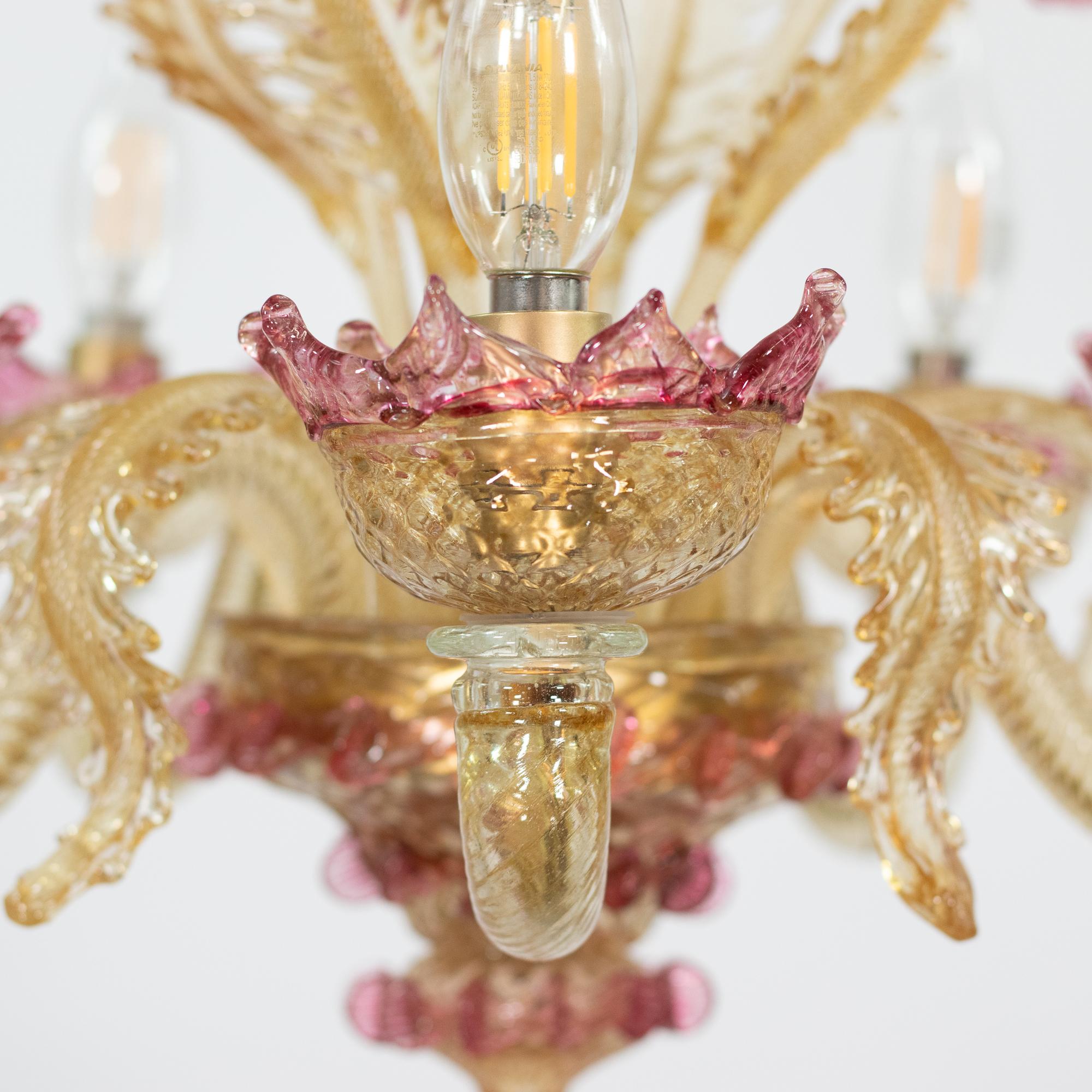 Ambra e rosa in stile barocco vintage  Lampadario di Murano alla maniera di G. Briati in vendita 11