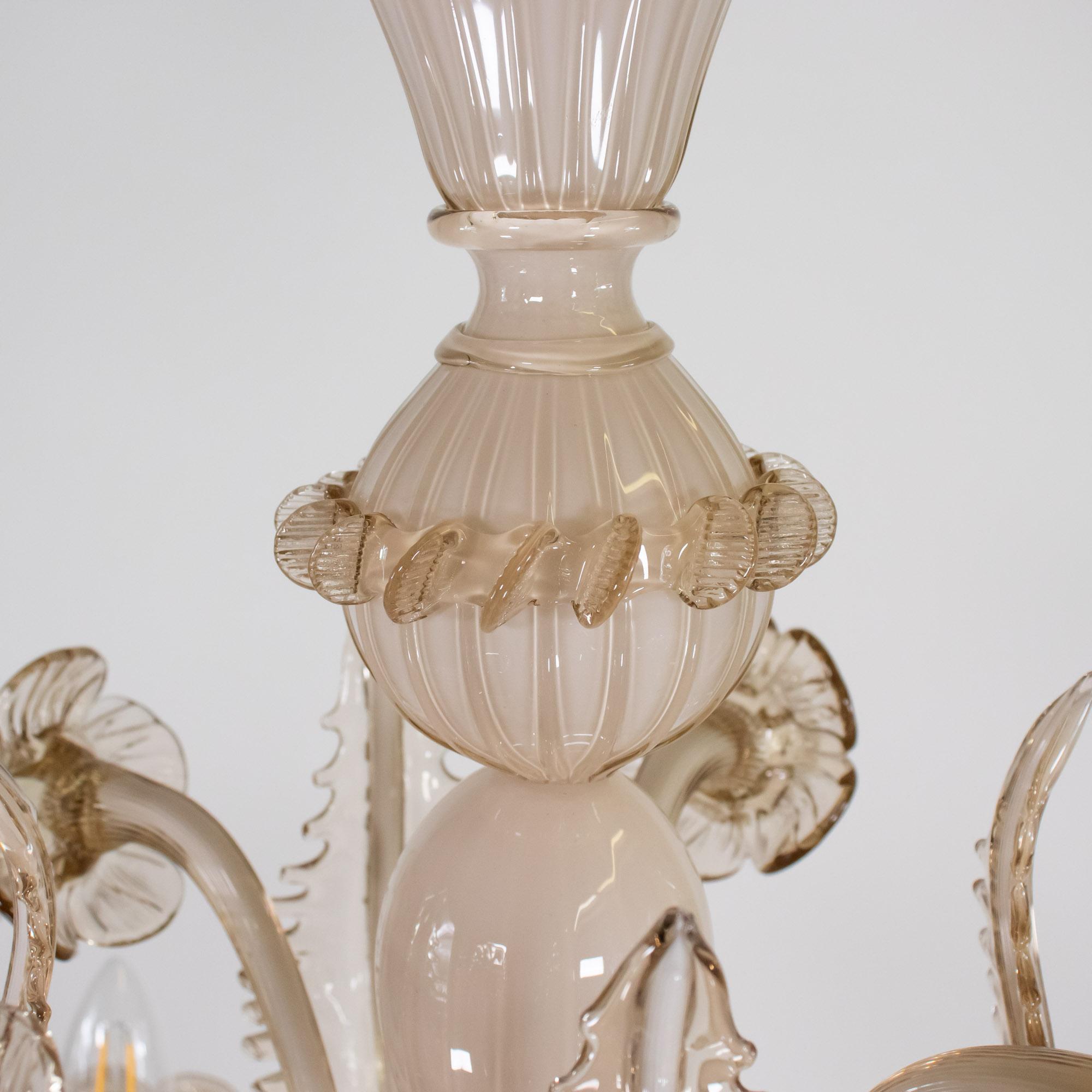 Crème Brûlée barocca d'epoca con lampadario di Murano Lattimo Miele in vendita 4