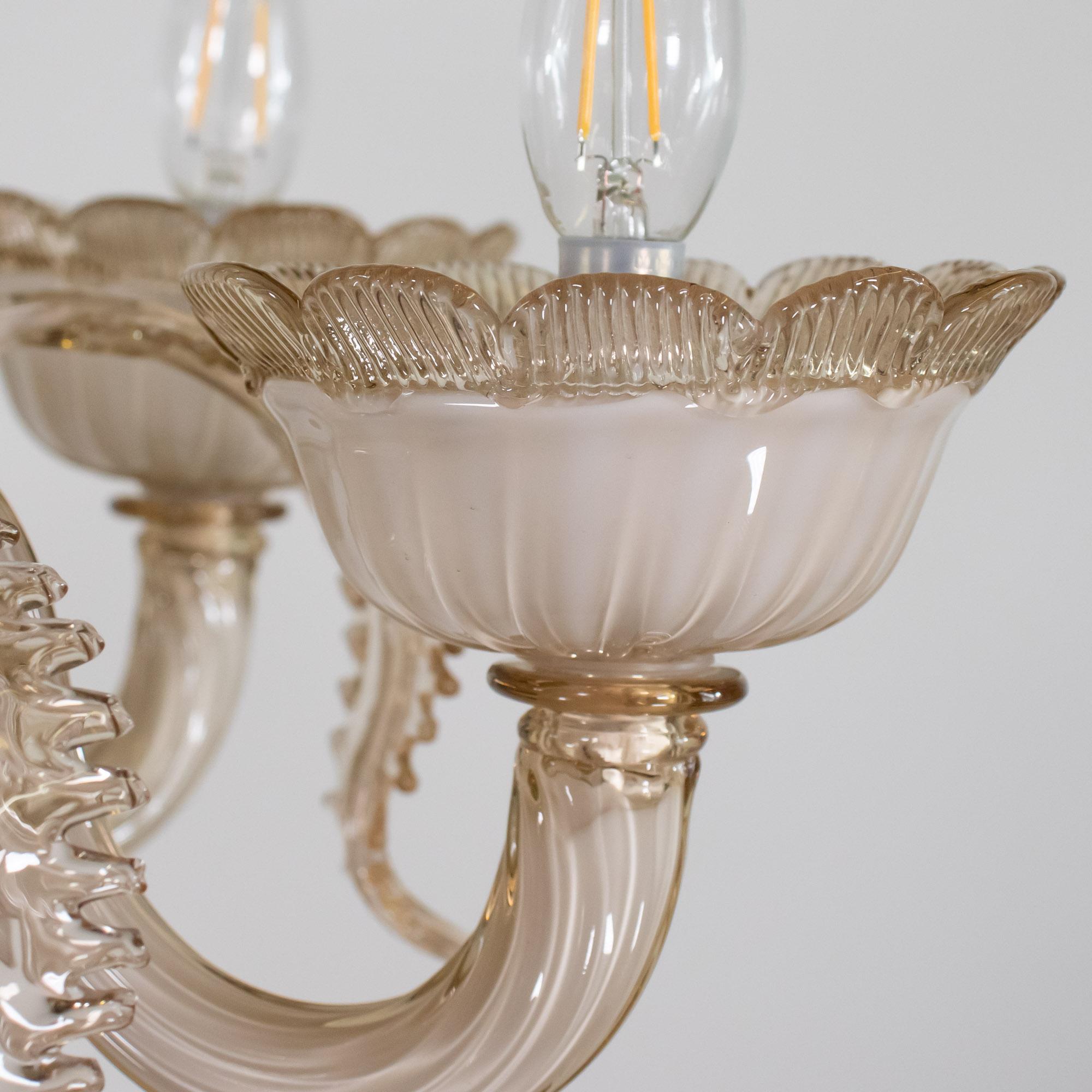 Crème Brûlée barocca d'epoca con lampadario di Murano Lattimo Miele in vendita 11