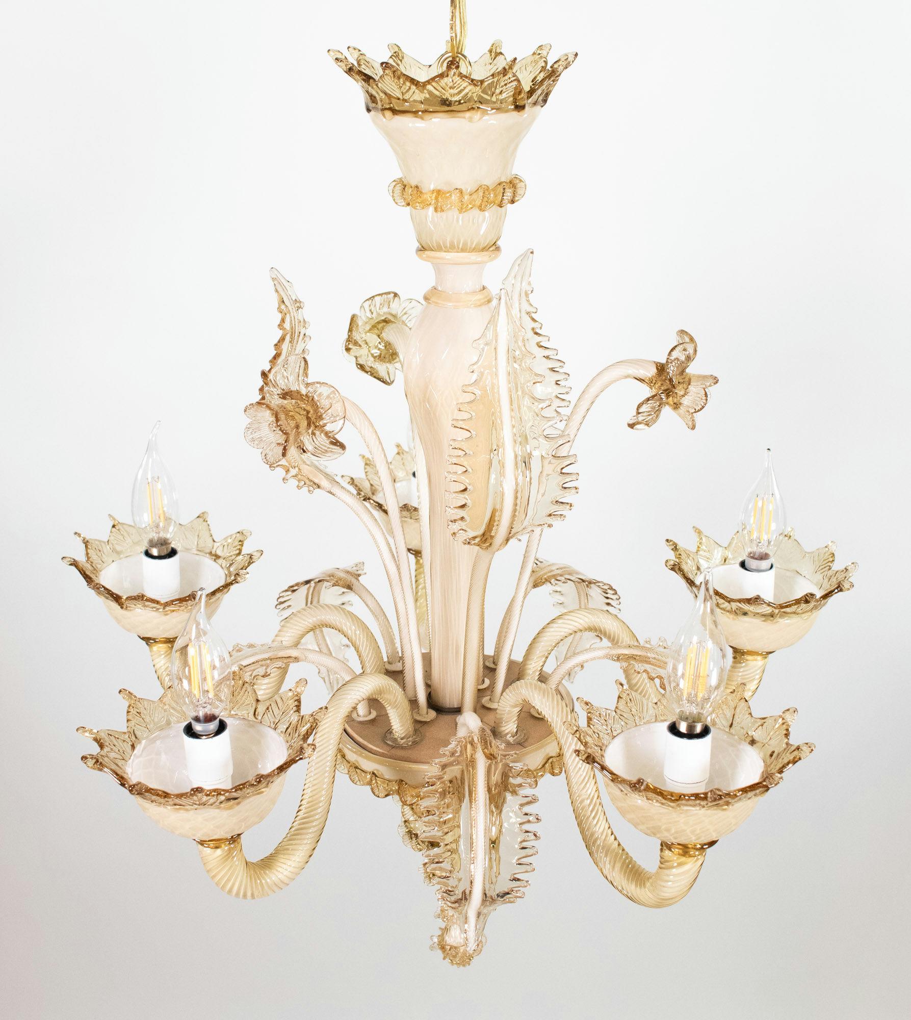 Barocco Crème Brûlée barocca d'epoca con lampadario di Murano Lattimo Miele in vendita