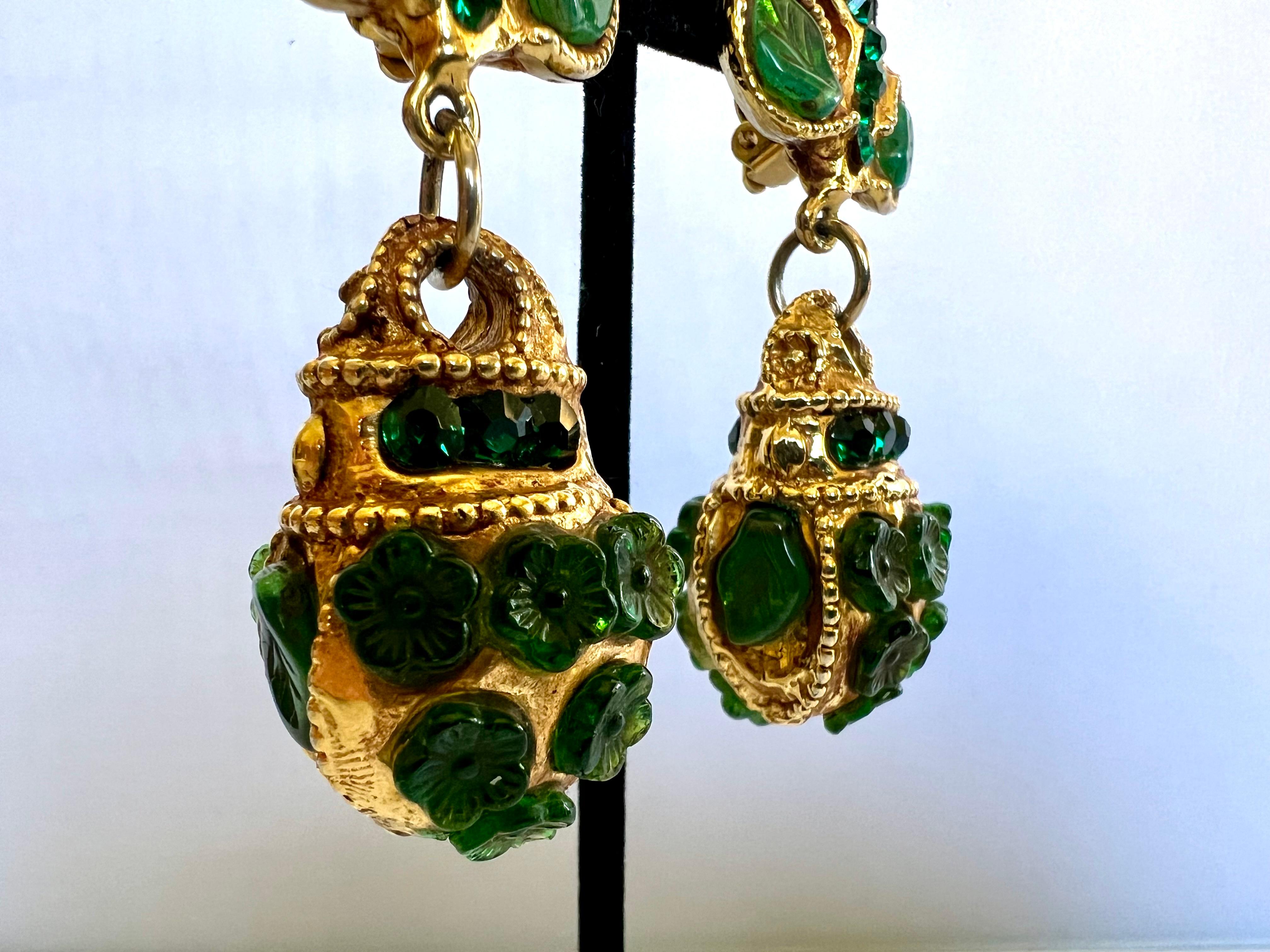 Vintage baroque style clip-on statement earrings with faux emerald and green rhinestone details by Kalinger Paris.