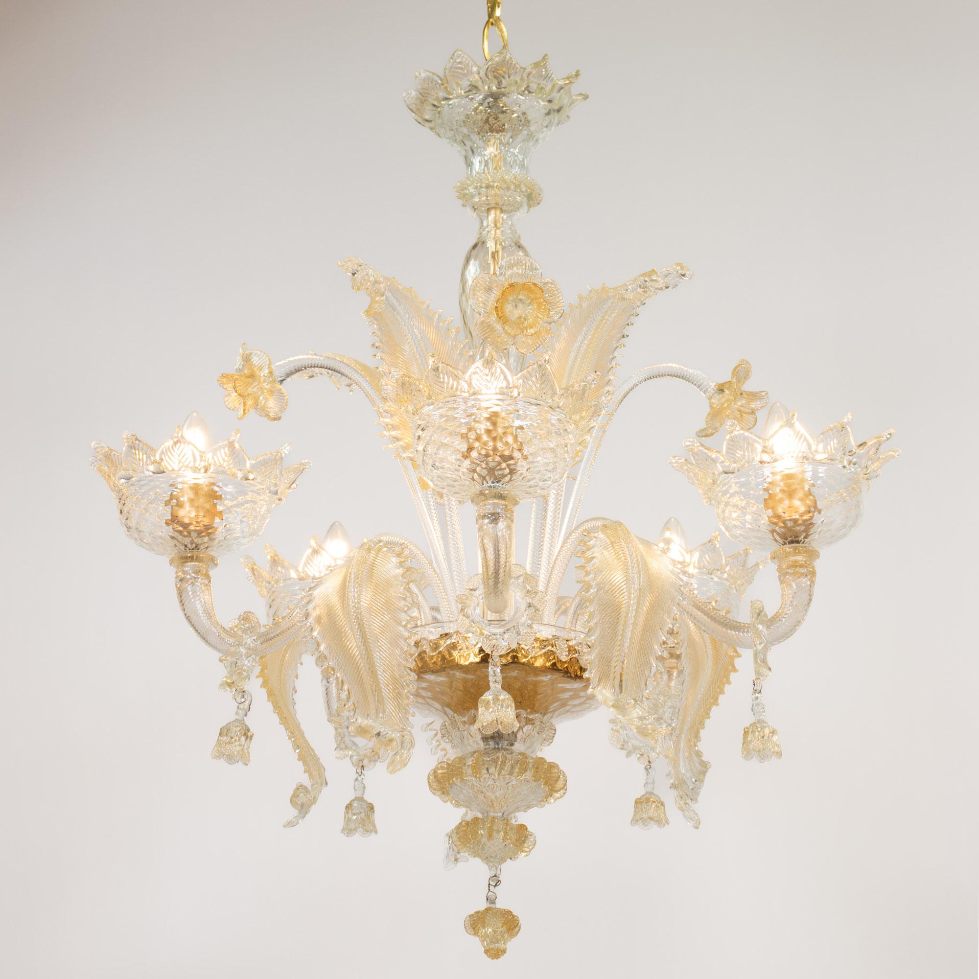 Barocco Lampadario barocco vintage di Murano con infusione d'oro in vendita