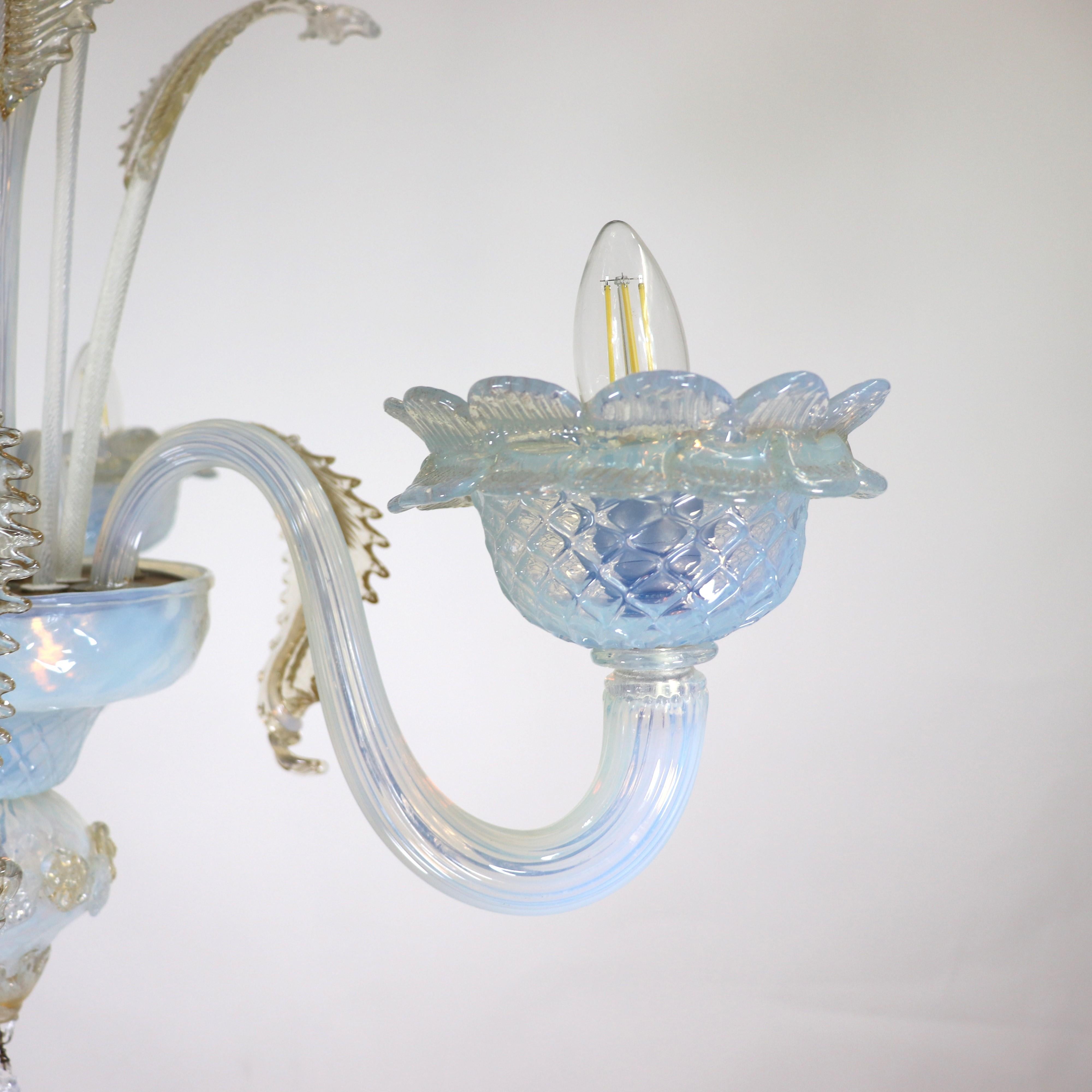 Vintage Baroque Style Gold Infused Opaline Murano Chandelier For Sale 2