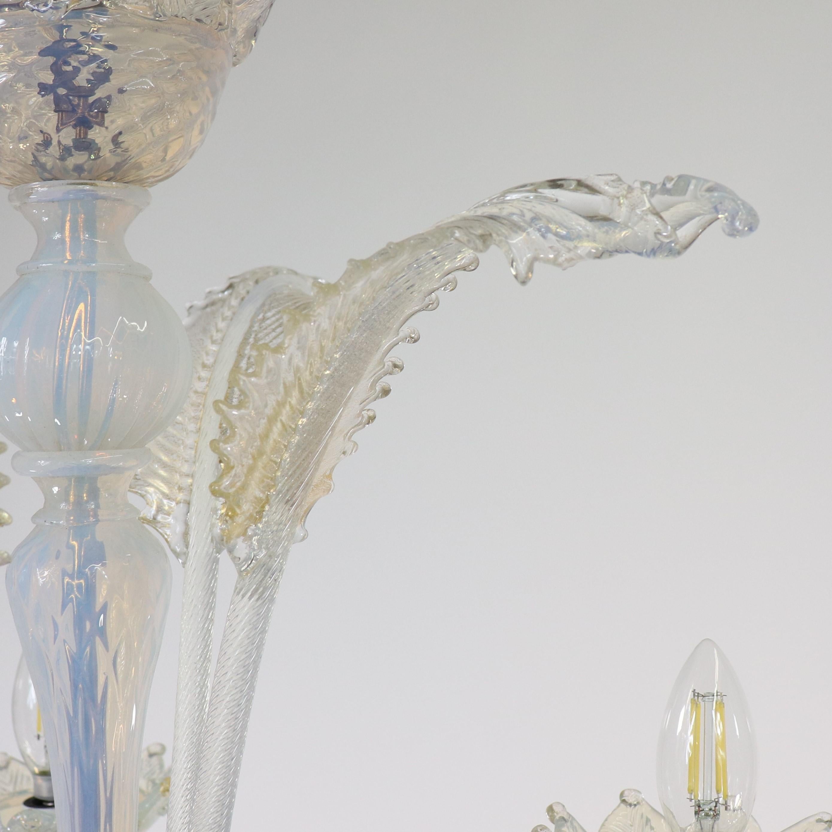 Vintage Barock Stil Gold infundiert Opaline Murano Kronleuchter im Angebot 2