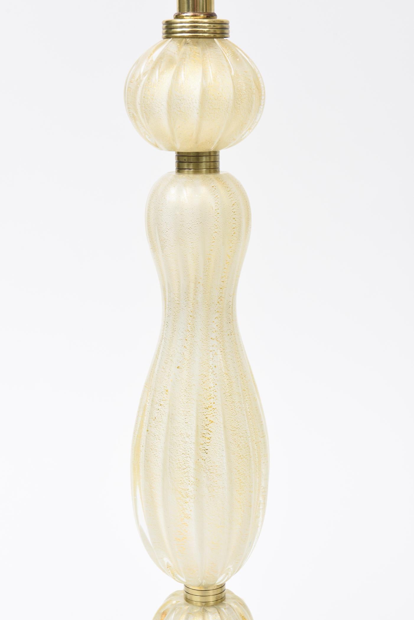 Barovier&Toso d'epoca, avventurina d'oro e ottone, lampade da tavolo a gradini, coppia di lampade da tavolo in vendita 1