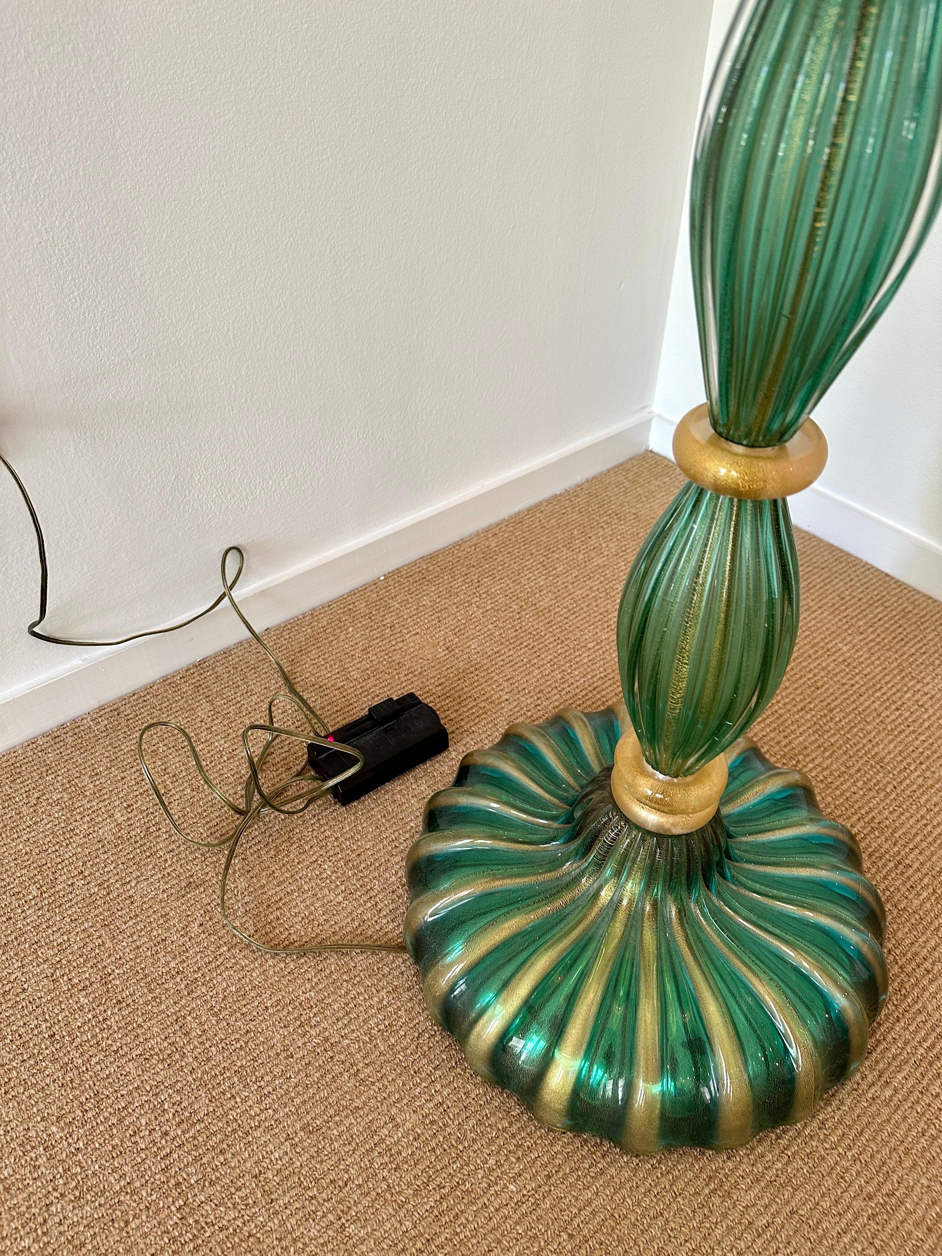 Vintage Barovier Green Murano Glass Floor Lamp w/ Gold Foil Inclusions For Sale 3