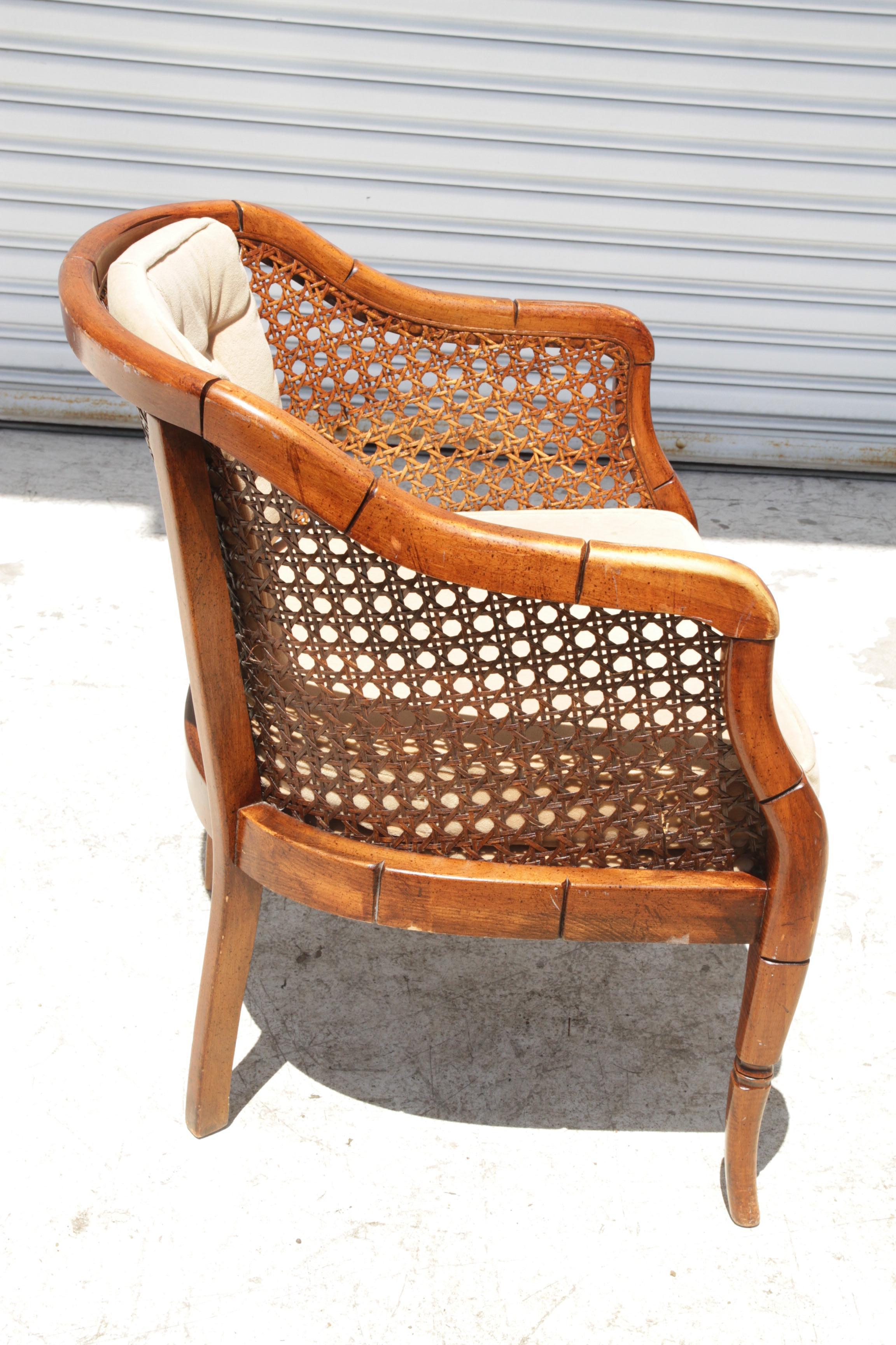 20ième siècle Chaise vintage à dossier en faux bambou et cannage en vente