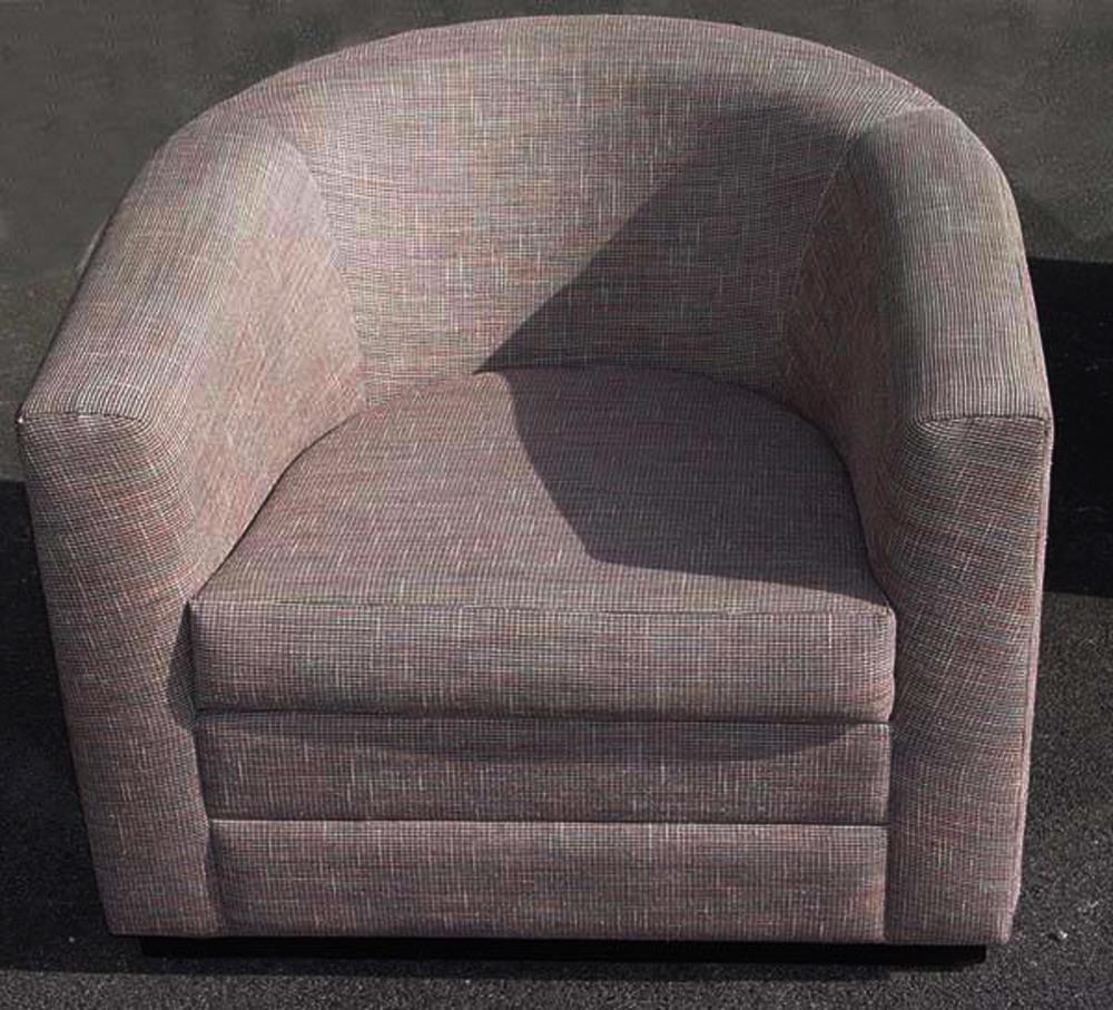 Mid-Century Modern Vintage Barrel Lounge Chair by Mueller