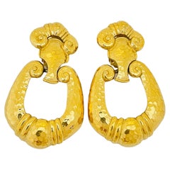 BARRERA for AVON, boucles d'oreilles clips de défilé vintage en or avec énormes breloques en forme de porte