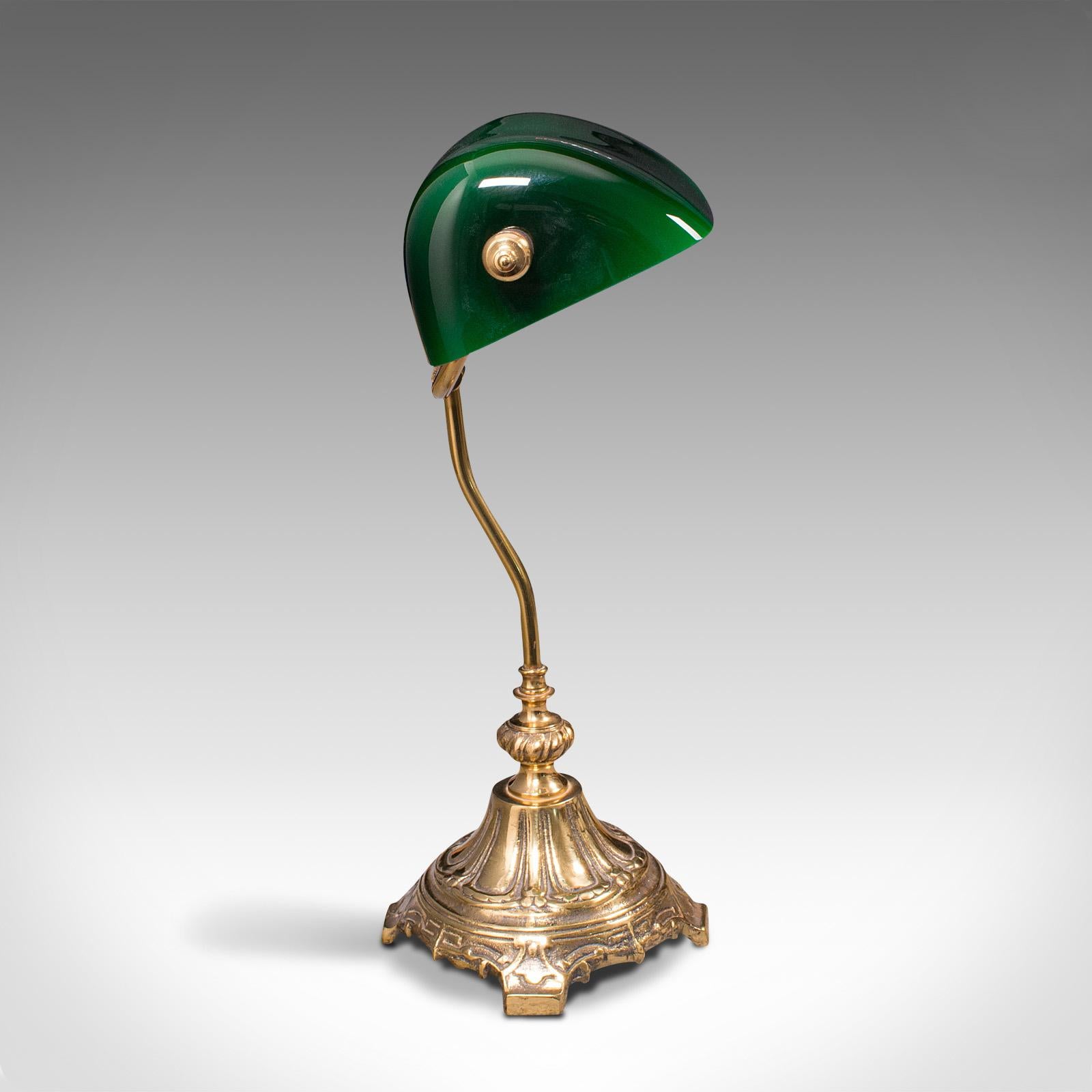 barristers lamp