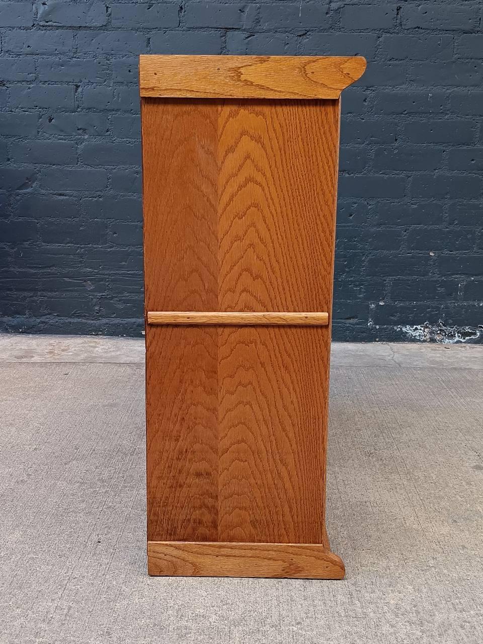 Vintage Barristers Oak & Glass 2-Tier Bookcase Shelf Cabinet In Good Condition In Los Angeles, CA