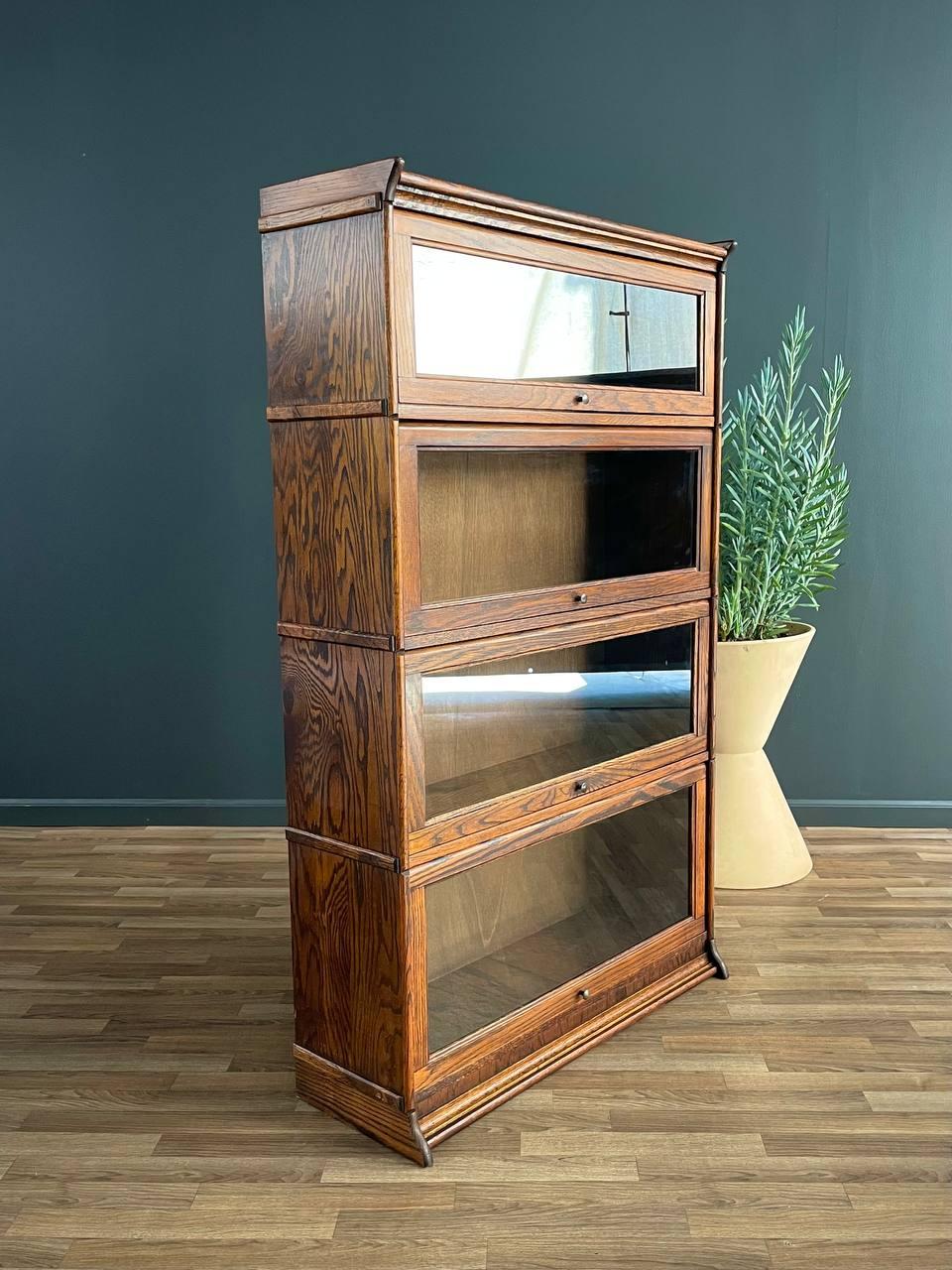 Condition: Original Vintage Condition 