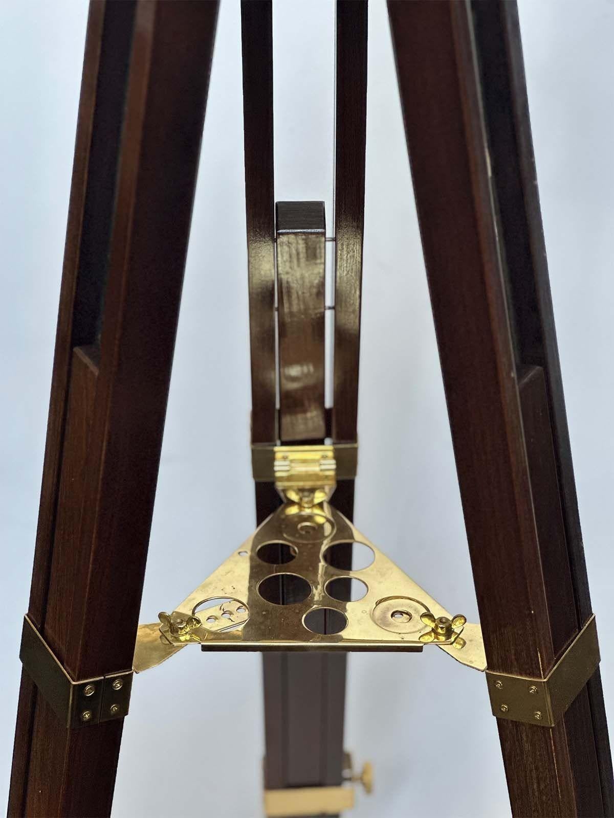 Vintage Barska Anchormaster Brass & Mahogany Telescope In Good Condition In Los Angeles, CA