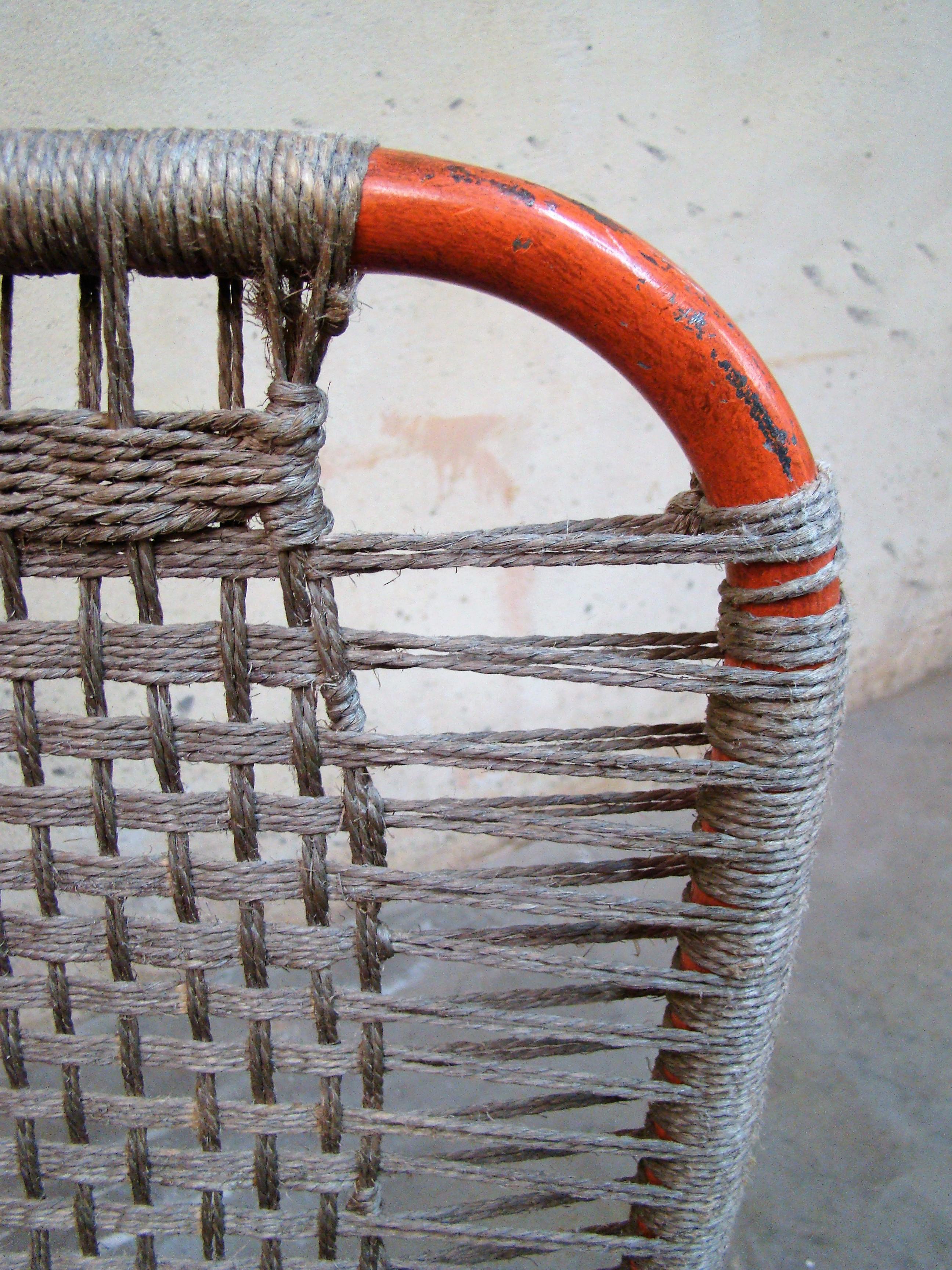 Vintage Barwa Lounge Chair Emailliert Orange mit gewebter Schnur (20. Jahrhundert)