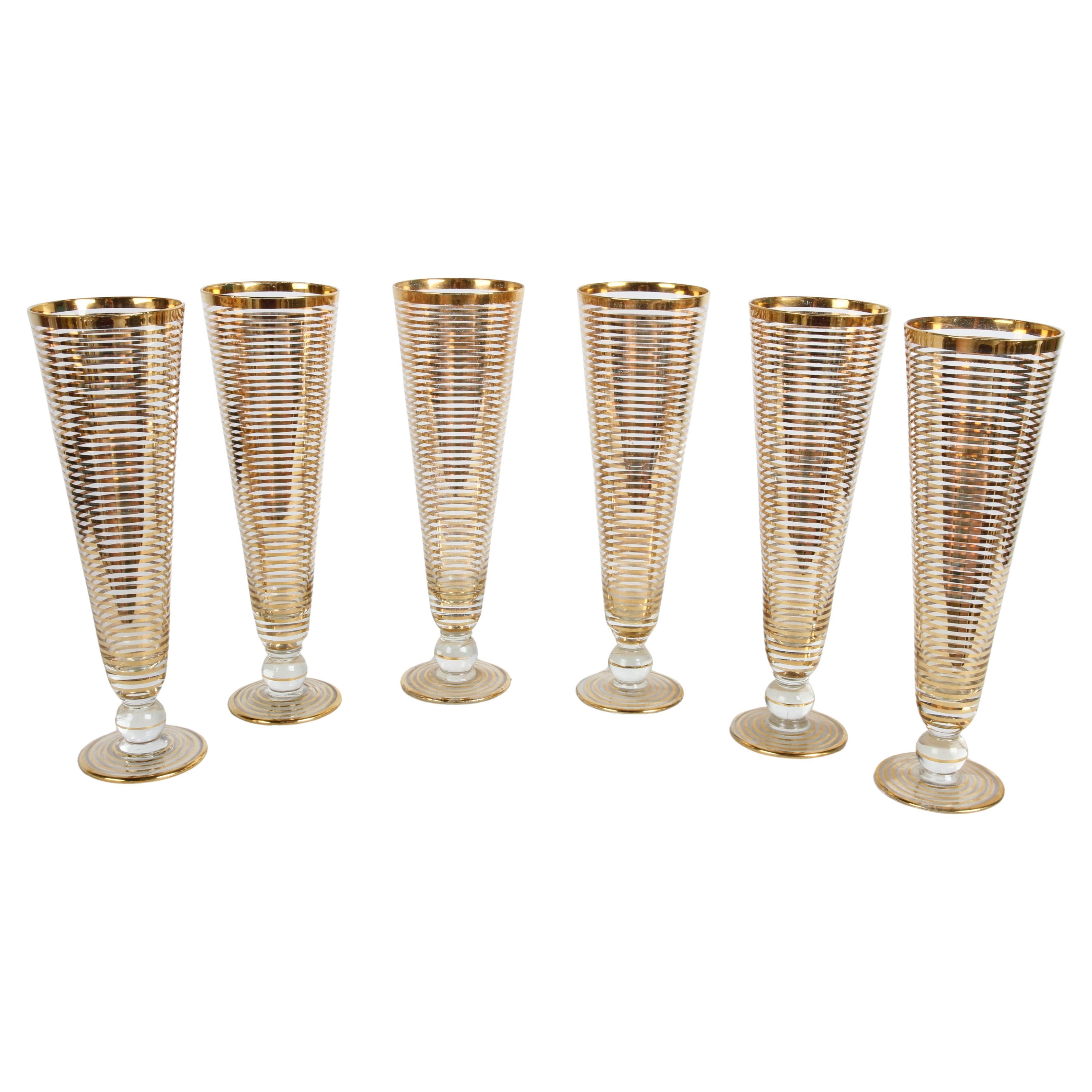Barware Vintage MCM Copas de Champán "Nochevieja" Festivas con Tiras de Oro de 22kt en venta