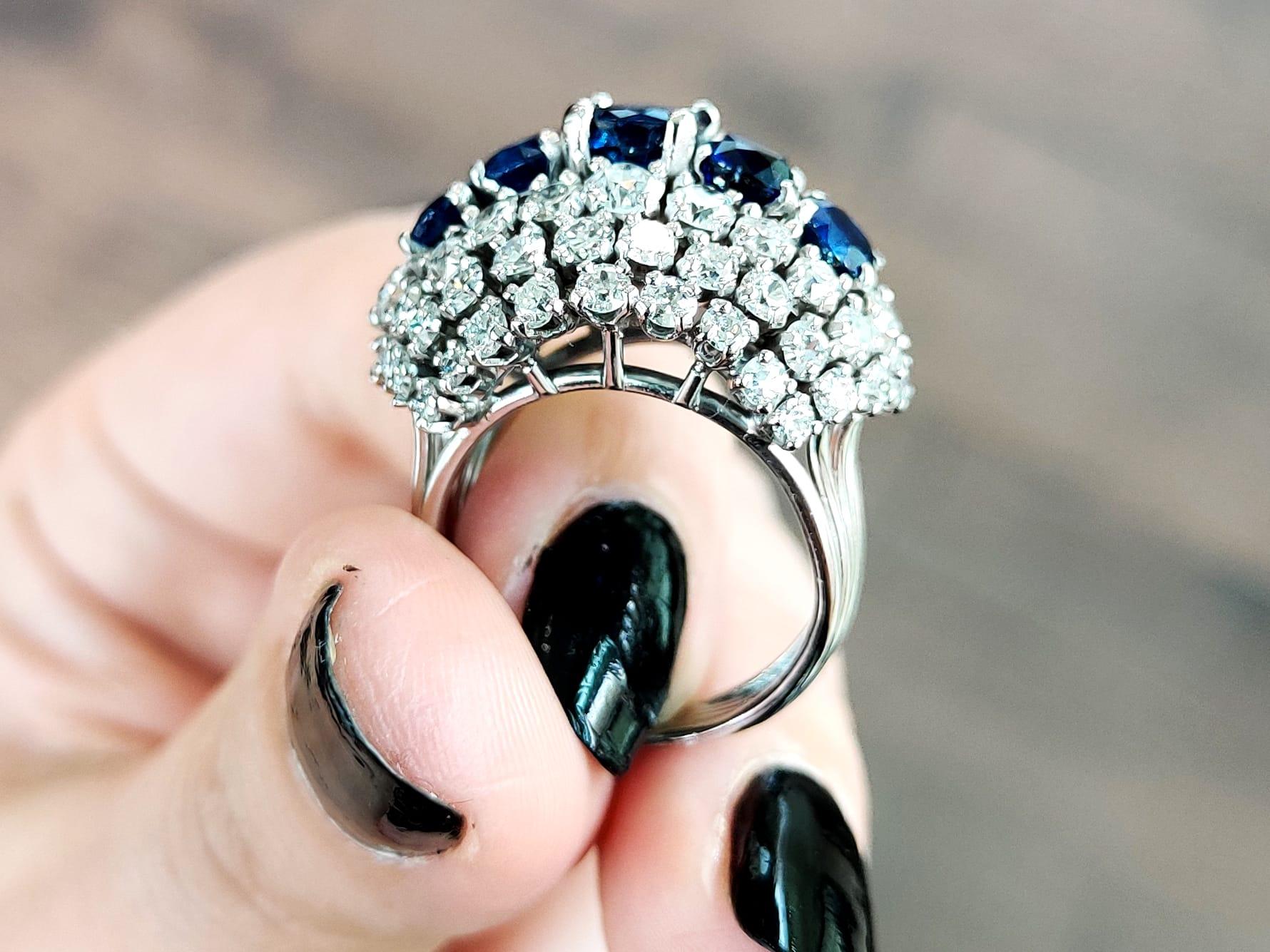 Bague robe vintage en or blanc 18 carats avec saphirs basaltiques et diamants Excellent état - En vente à Jesmond, Newcastle Upon Tyne