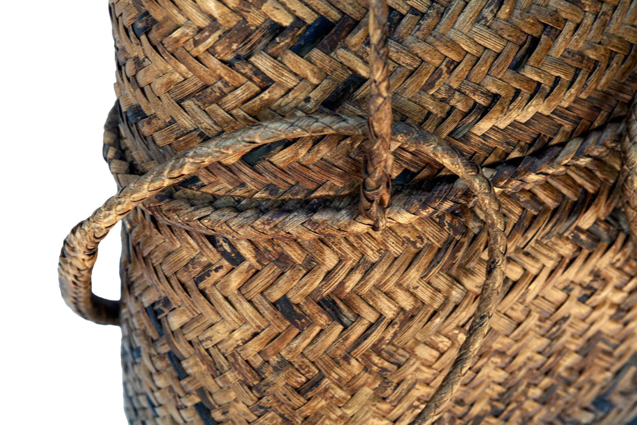 Vintage Basket Weave Rattan Table Lamp Pair 2