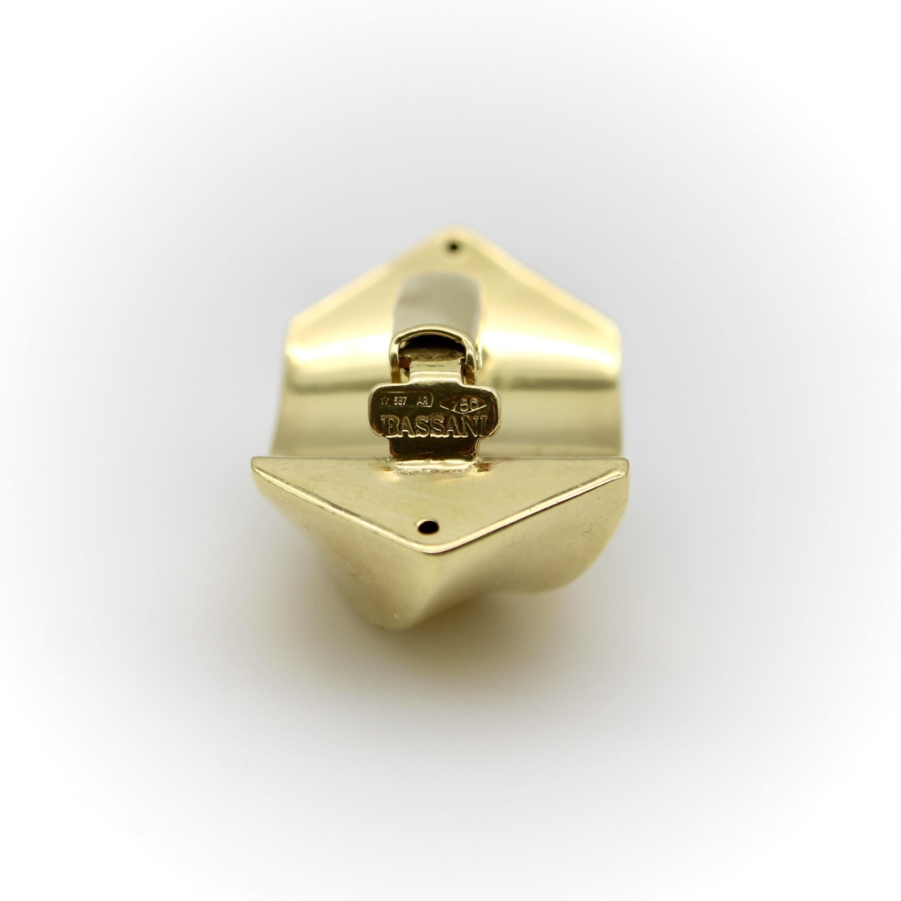 Skulpturale Bassani-Ohrringe aus 18 Karat Gold, Vintage im Angebot 1