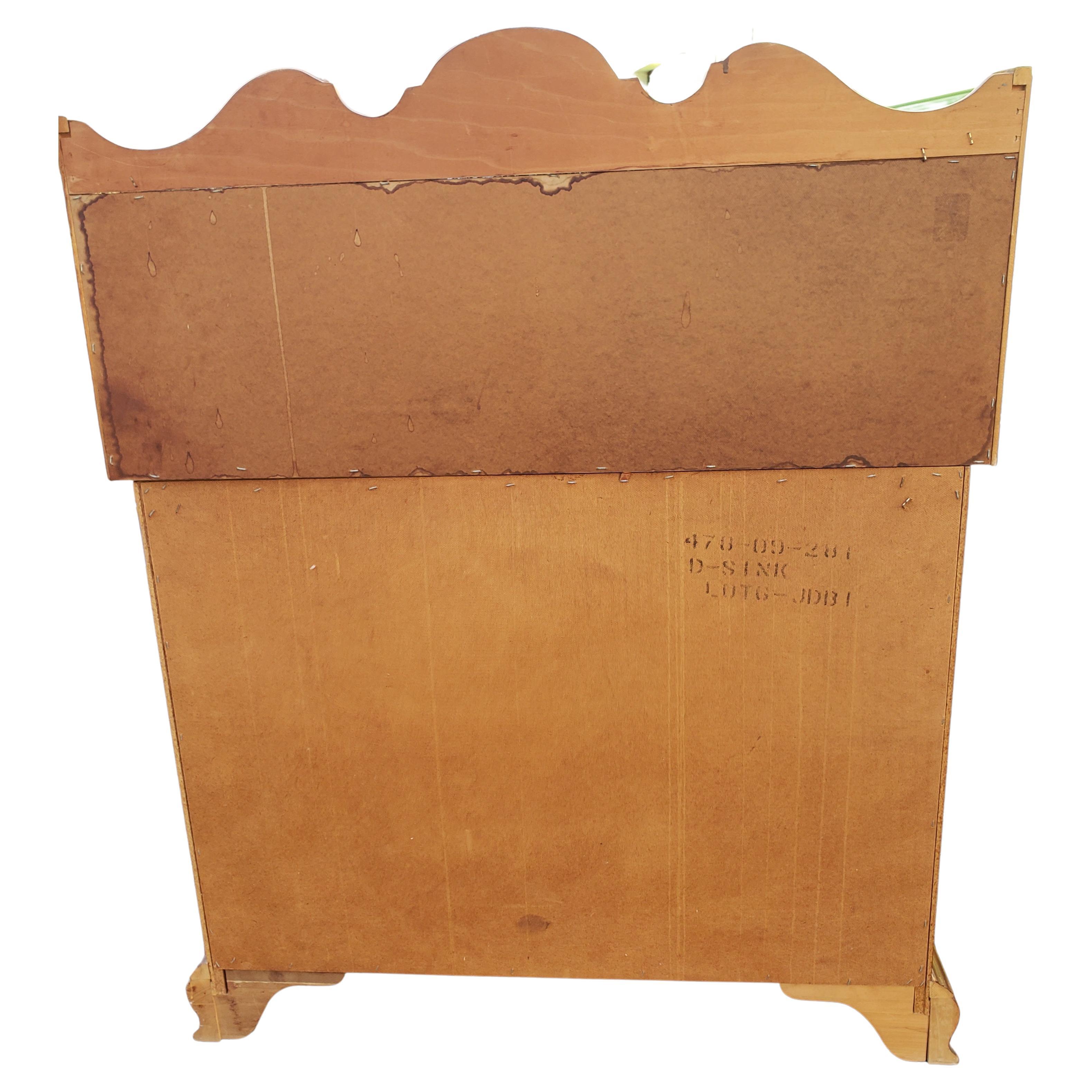 Vintage Bassett Maple Dry Sink Cabinet with Copper Lined Basin en vente 4