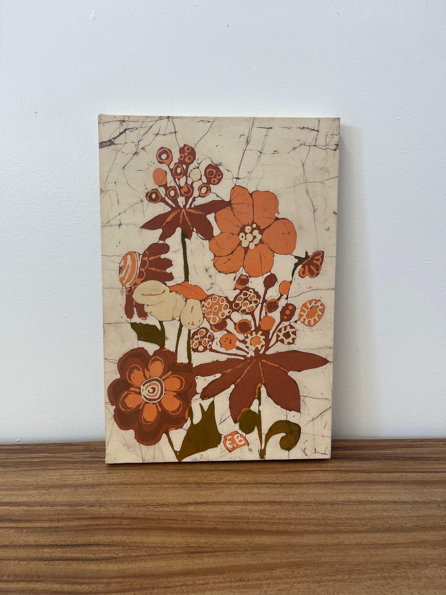Abstract Orange Floral Painting Painting on Cloth , Wrapped Around Canvas. MakersCard on the Back as Shown. Vintage Condition Consistent with Age as Pictured.

Dimensions. 13 W ; 19 H