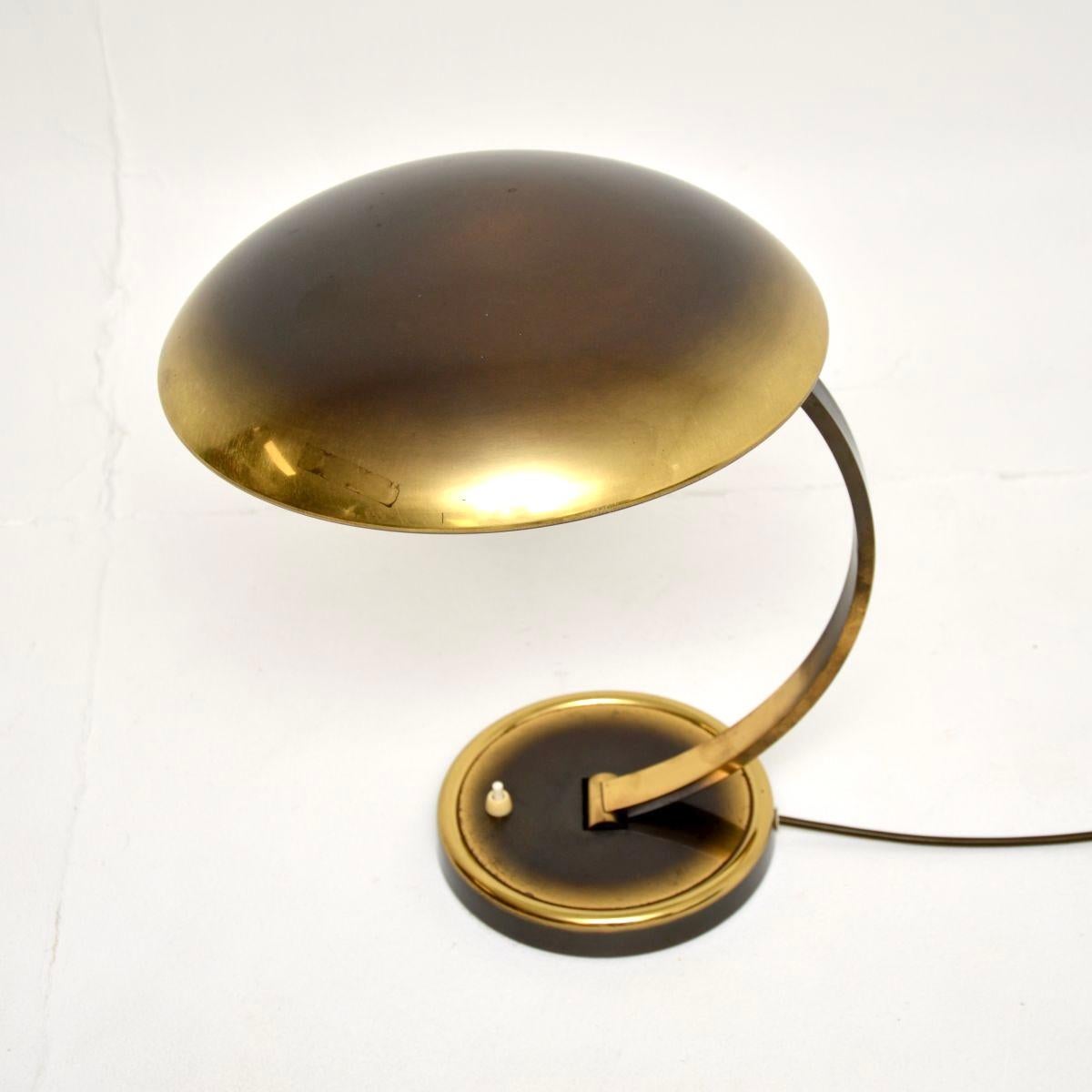 Vintage Bauhaus Brass Desk Lamp by Christian Dell for Kaiser Leuchten Latón en venta