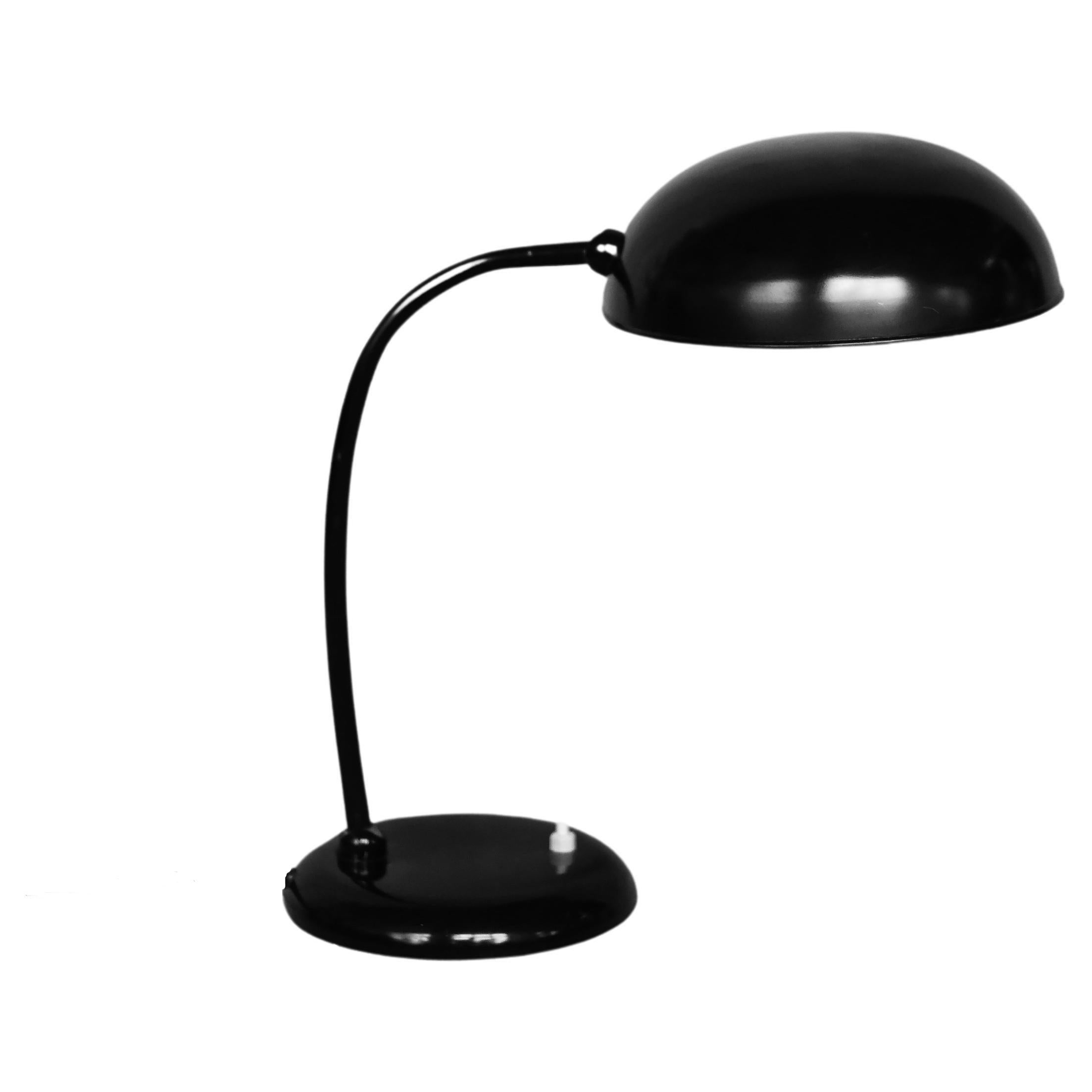 Lampe de bureau vintage Bauhaus allemande minimaliste en métal noir de Gebrüder Cosack 