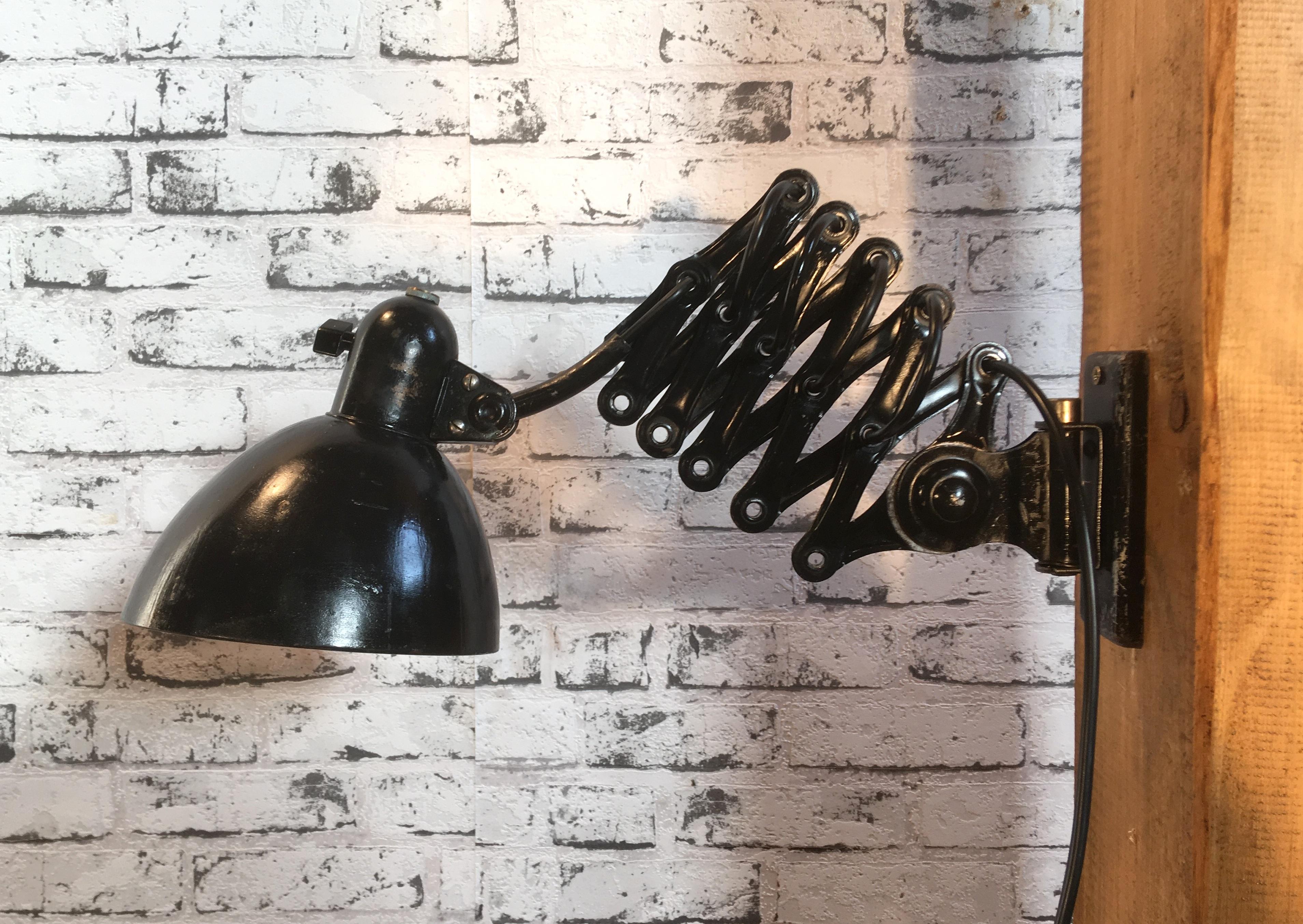 Vintage Bauhaus Industrial Black Scissor Wall Lamp, 1930s 5