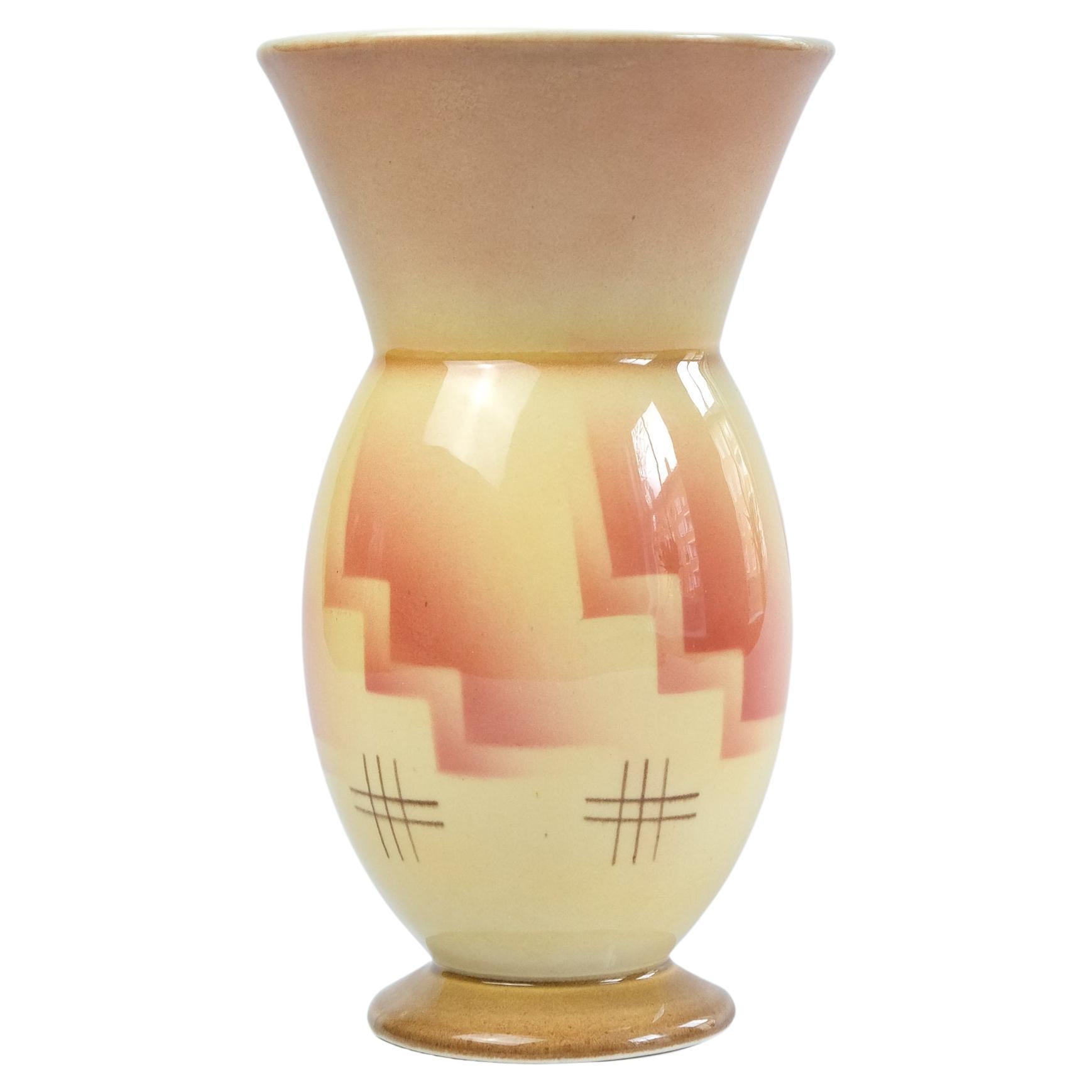 Vintage Bauhaus 'Spritzdekor' Airbrushed Ceramic Vase, Germany 1940s For Sale