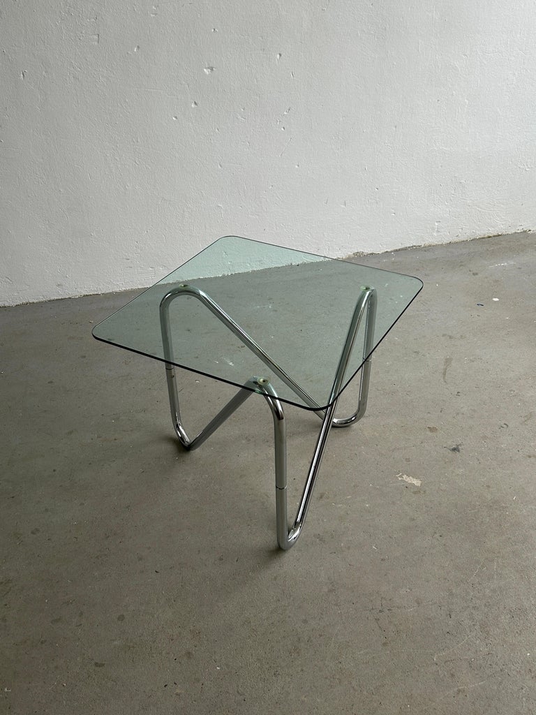 Vintage Bauhaus Style Modernist Coffee Table, Linear Tubular Steel and Glass In Good Condition In Zagreb, HR