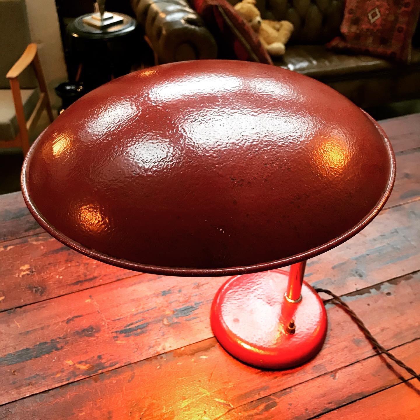 Acier Lampe de table vintage Bauhaus en vente
