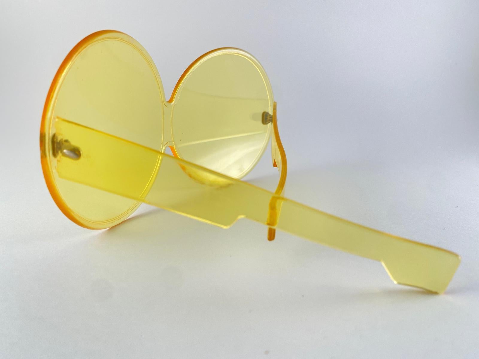 Vintage Bausch & Lomb 1960'S SHELLS Gafas de sol grandes amarillas B&L Usa en Bueno estado para la venta en Baleares, Baleares