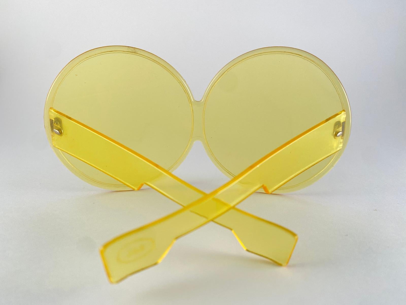 Femenino o masculino Vintage Bausch & Lomb 1960'S SHELLS Gafas de sol grandes amarillas B&L Usa en venta